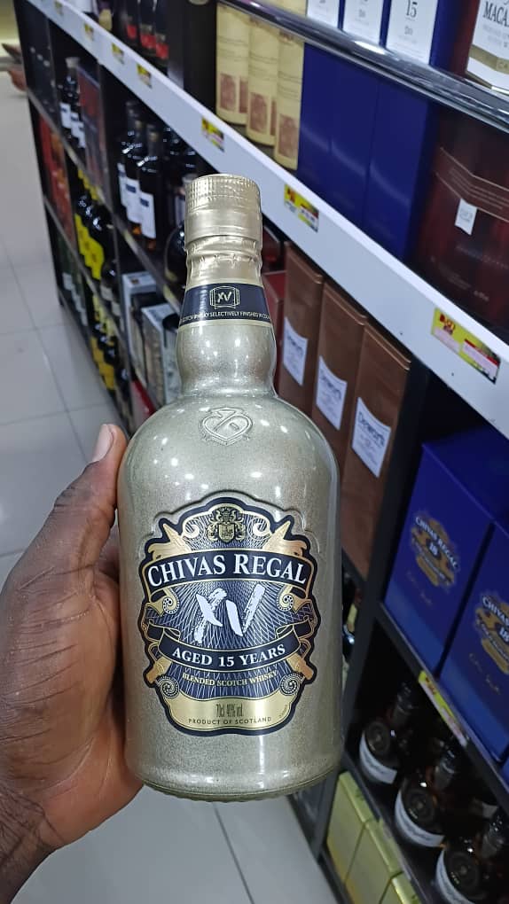 Chivas 15yrs .... whisky image