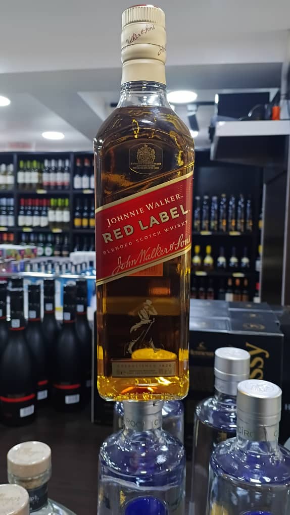 Red label (whisky) image