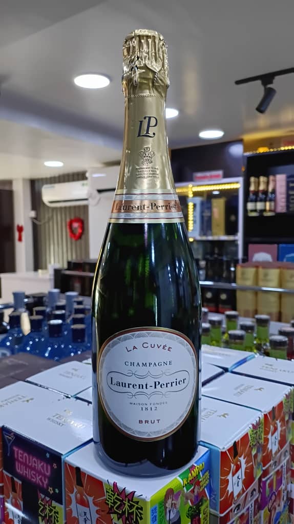 Lauren perrier brut (champagne) image