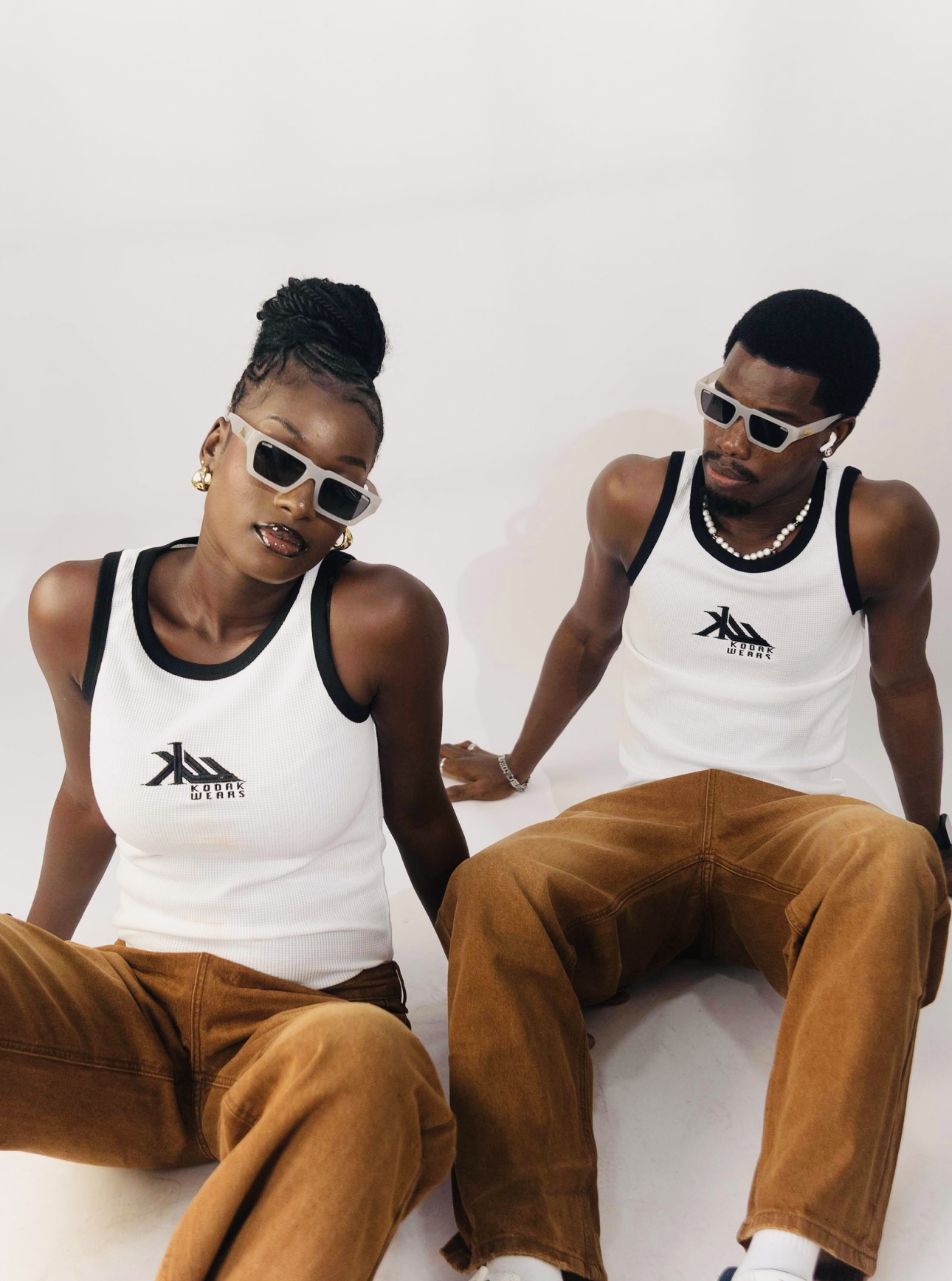 KW logo embroidery Tanktop second image