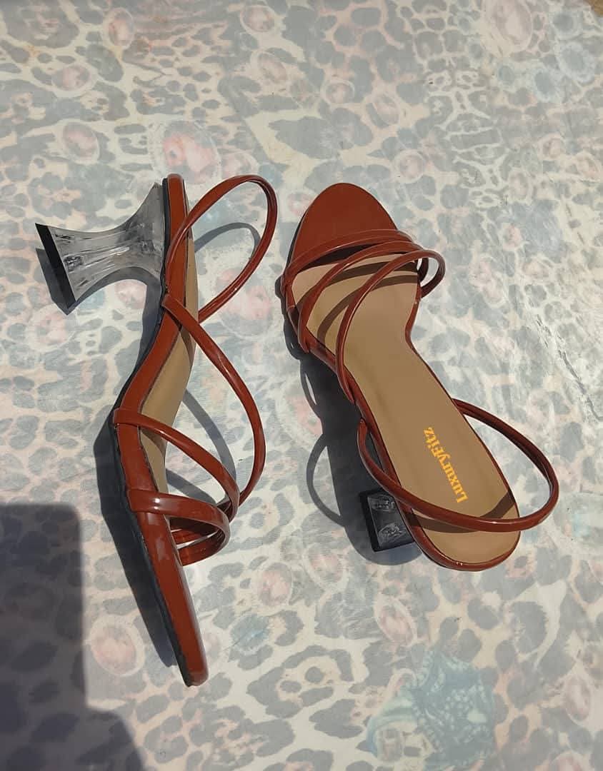 Slingback heel