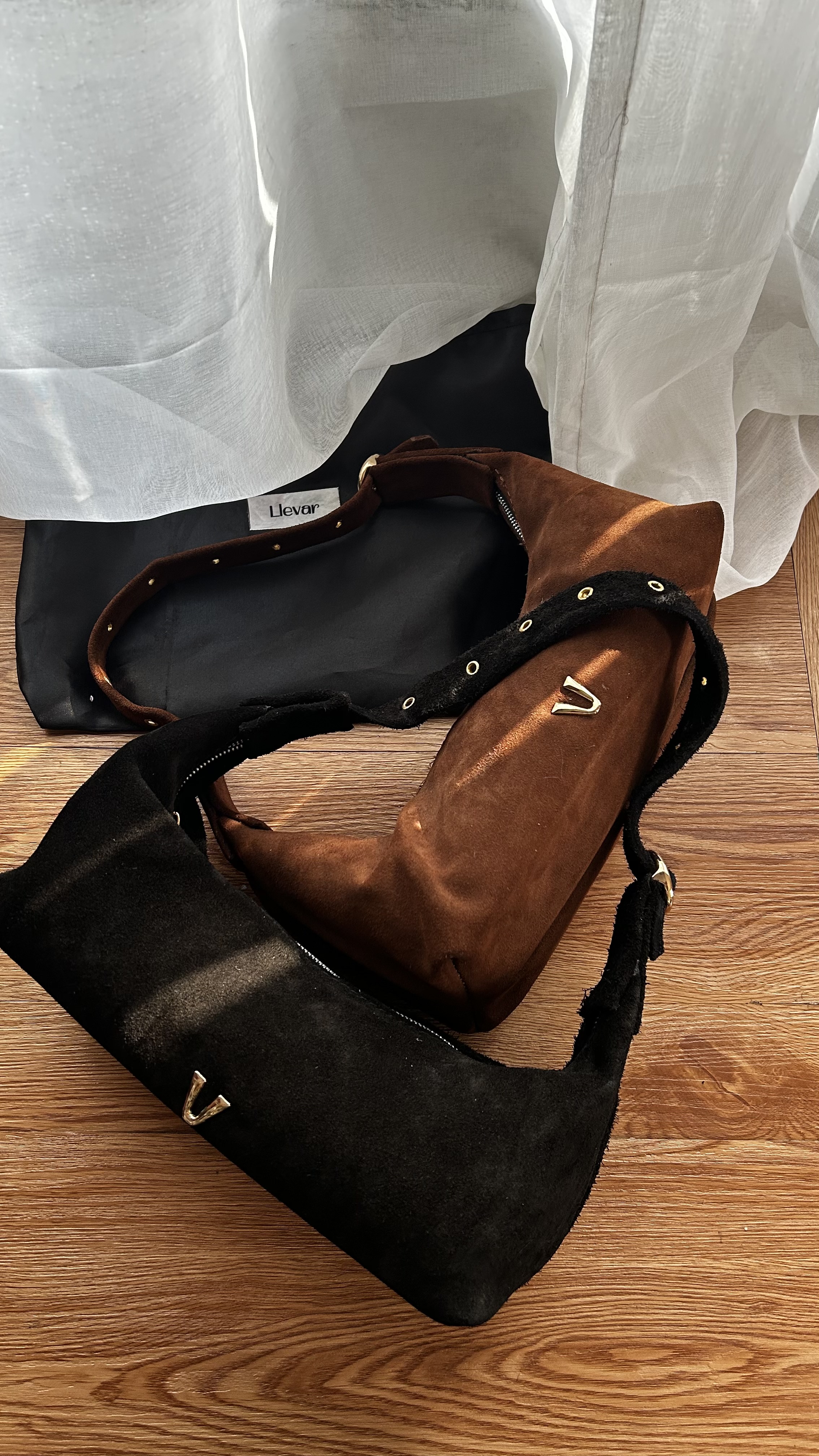 Onyx Shoulder Bag image