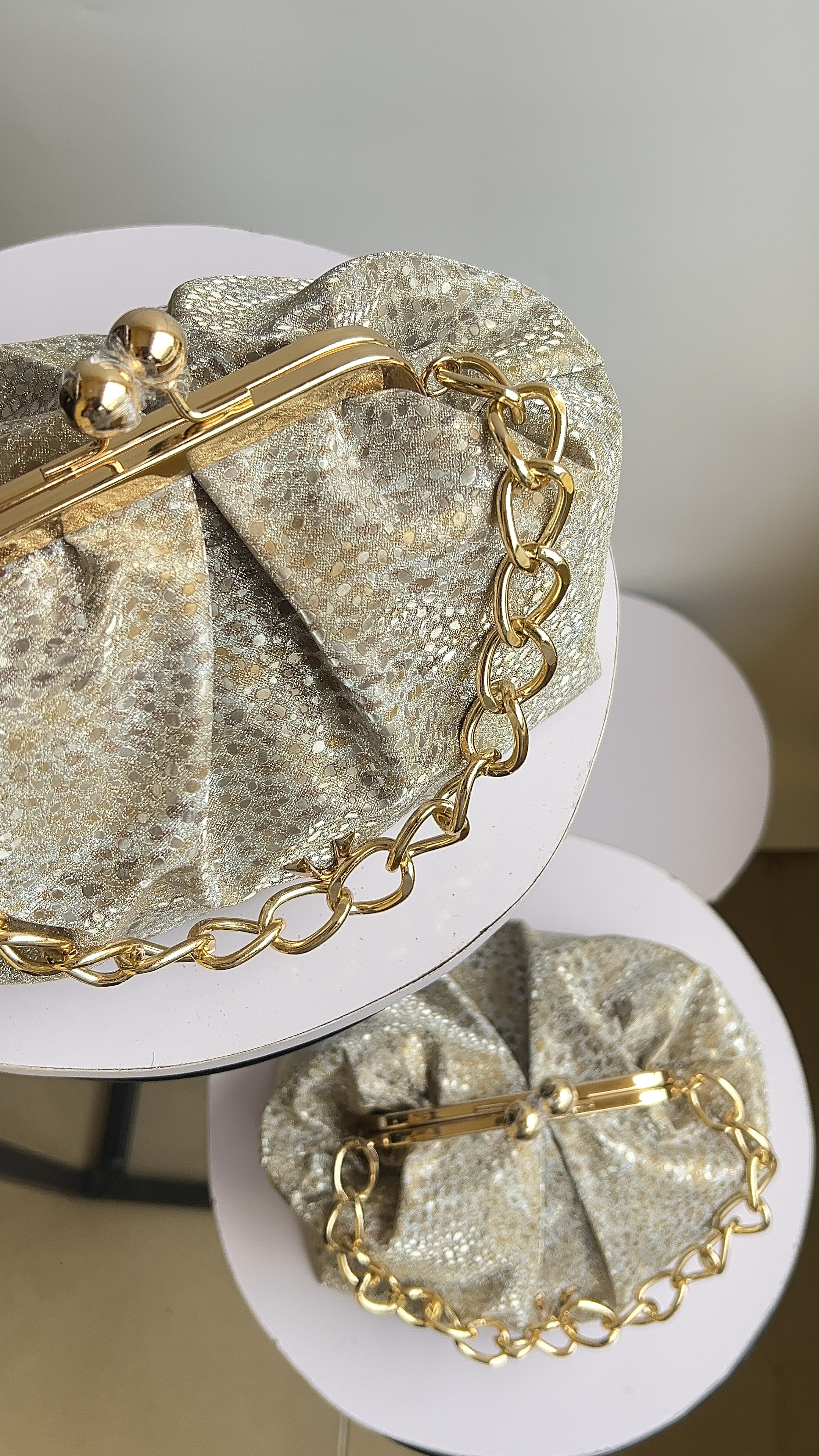 May mini - Speckled Gold image