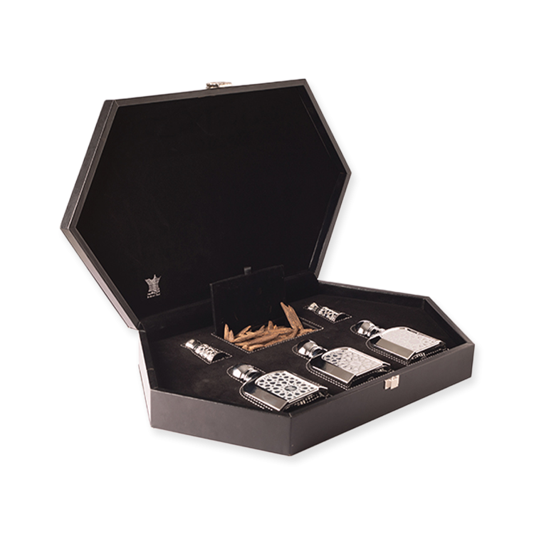 ROYAL BLACKED BOXED SET  by Arabian Oud image