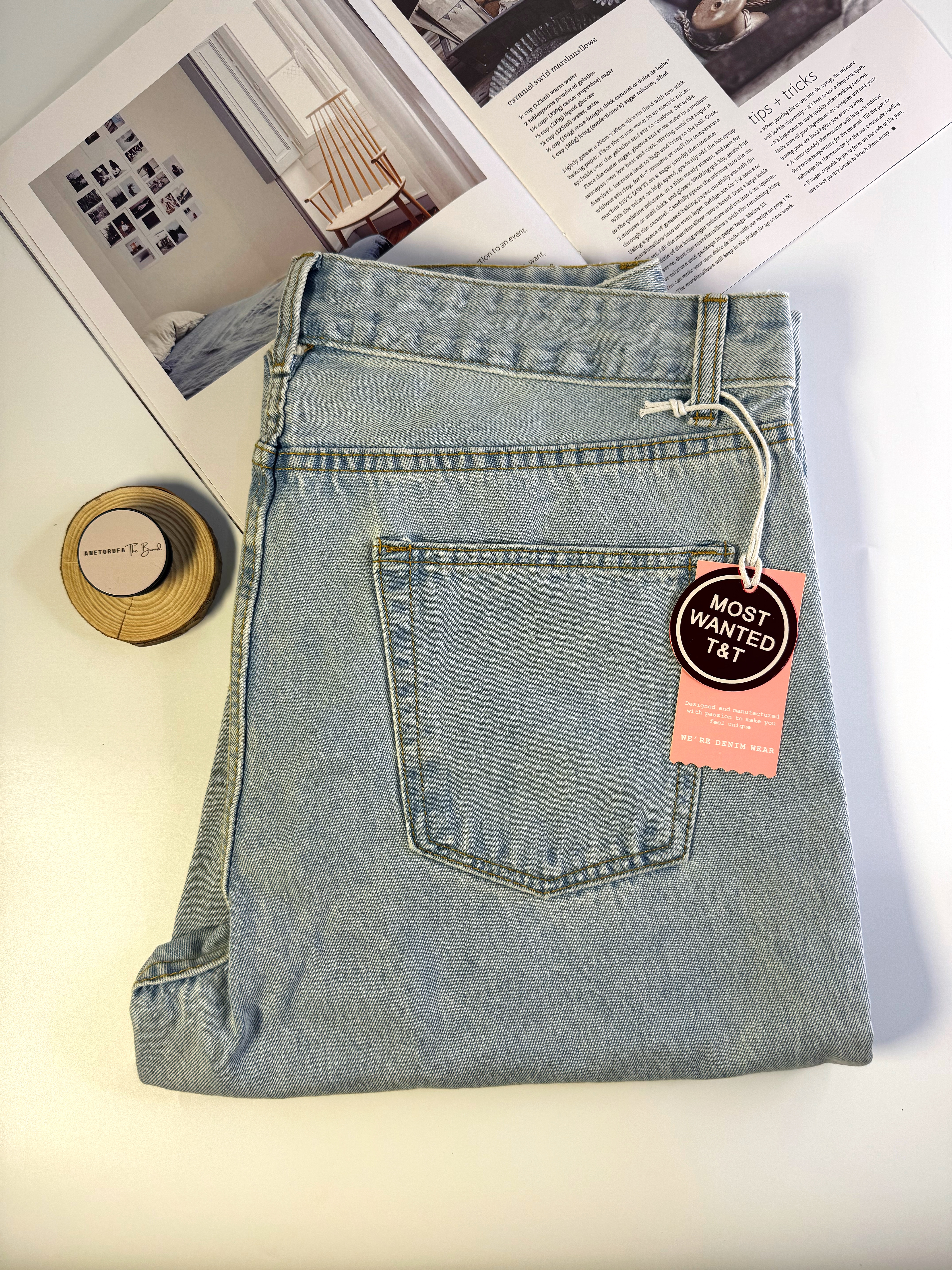 LIGHT BLUE ASYMMETRIC DENIM JEANS image