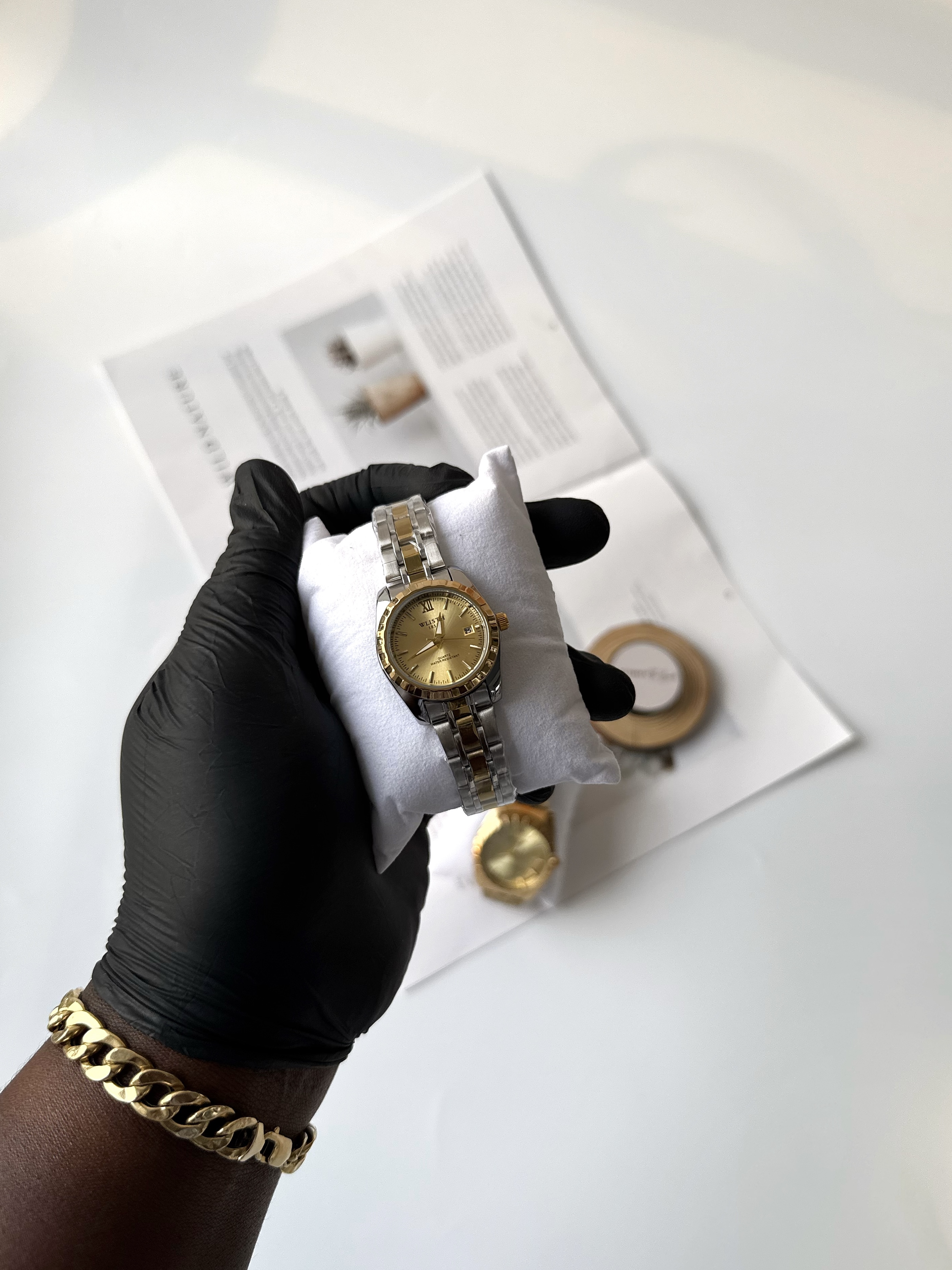 WLISTH WRISTWATCH image