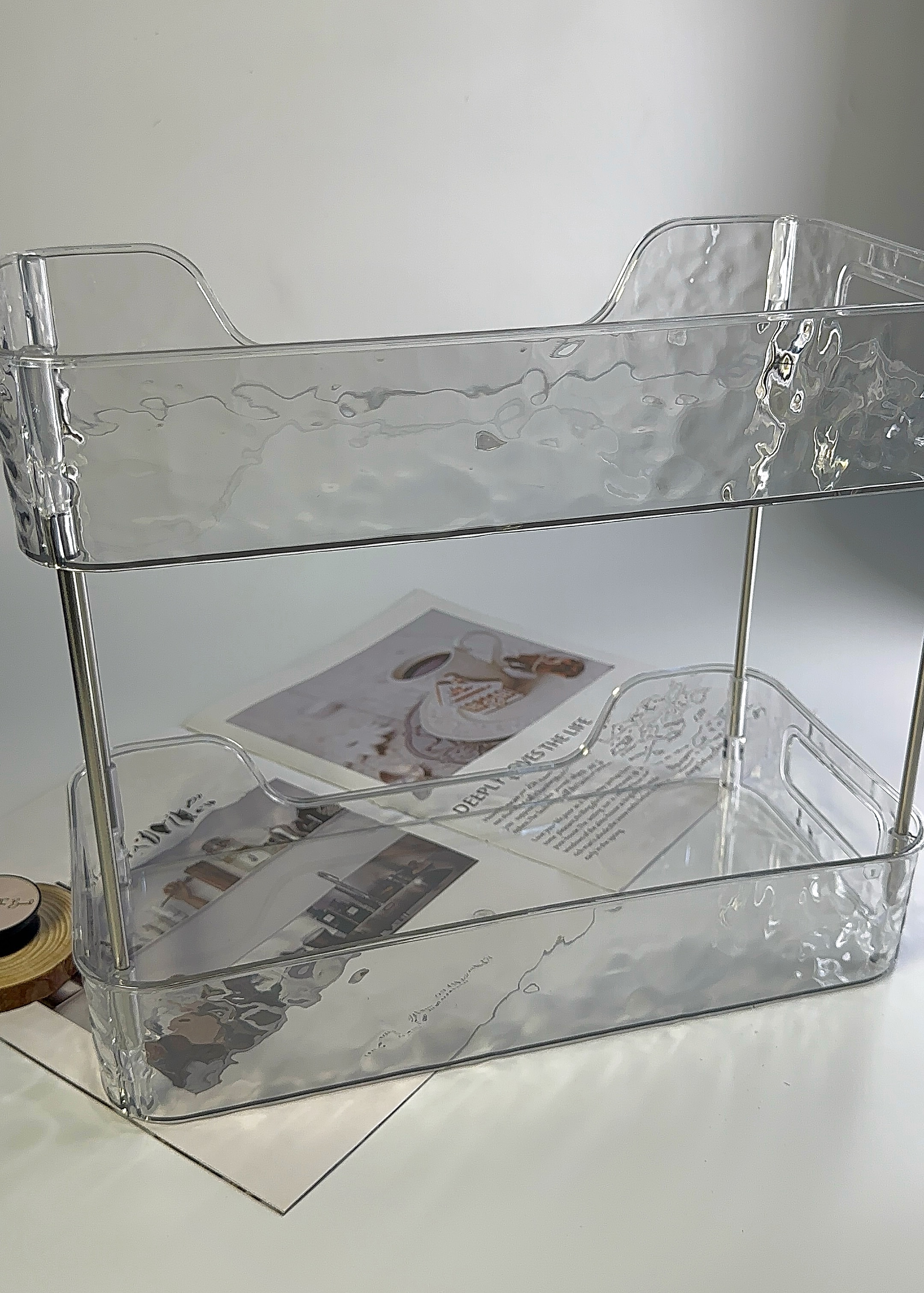 TRANSPARENT ACRYLIC ORGANIZER