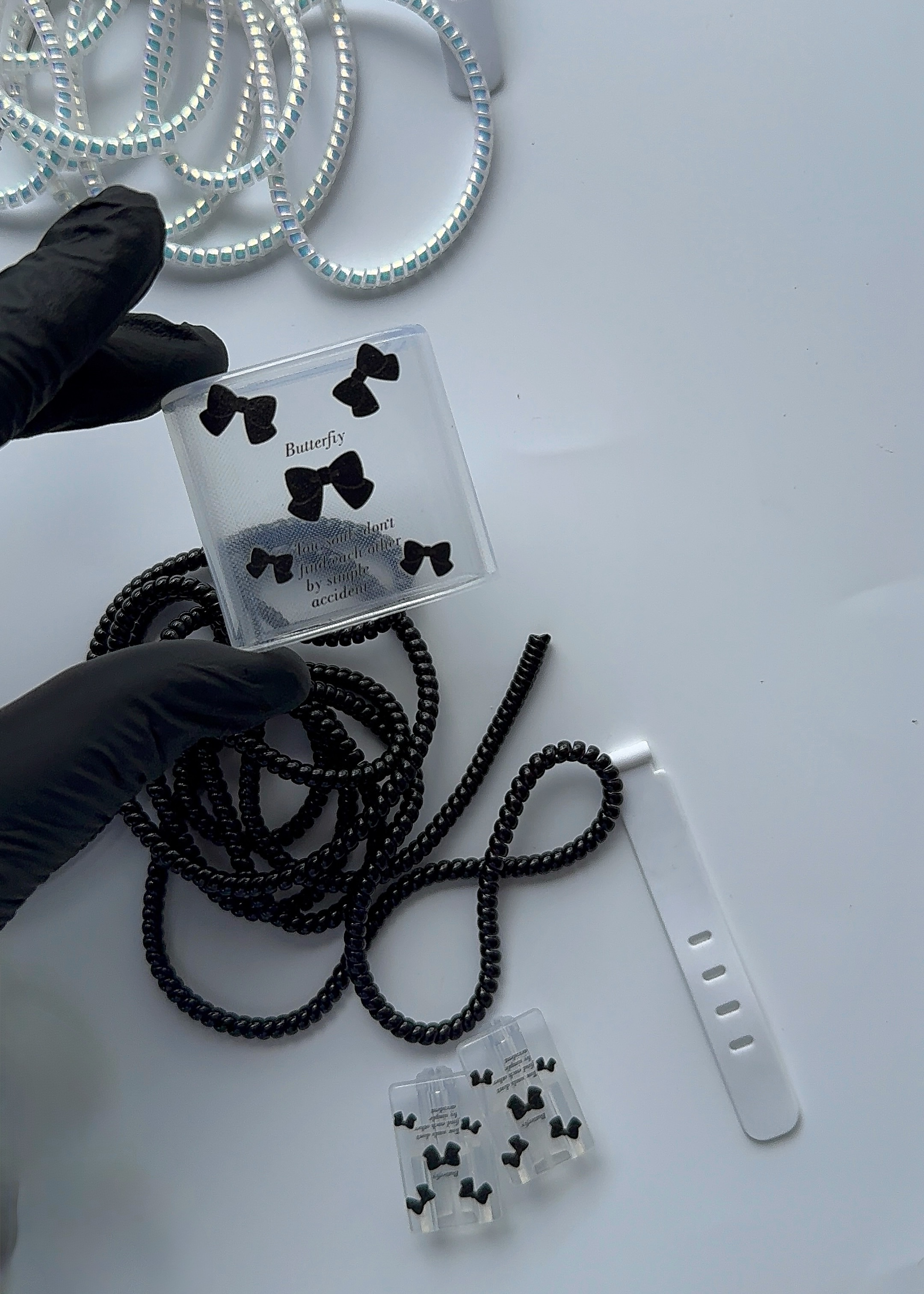 APPLE CHARGER PROTECTIVE CASE