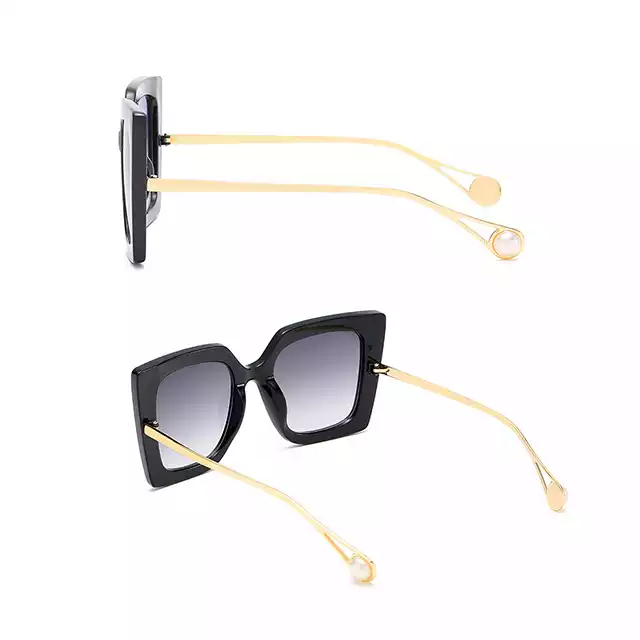 Chicky Bold Square Shades with Metal Handle second image