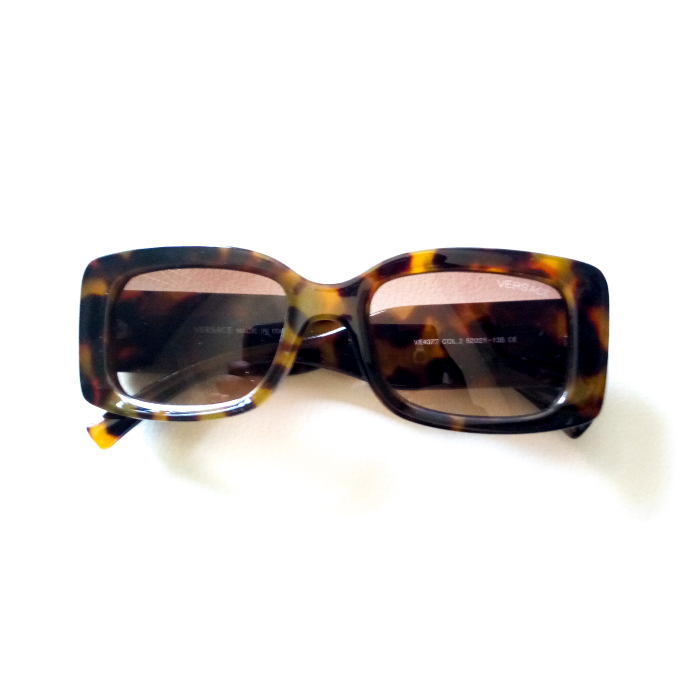 Vintage Bold Recta Sunglasses image