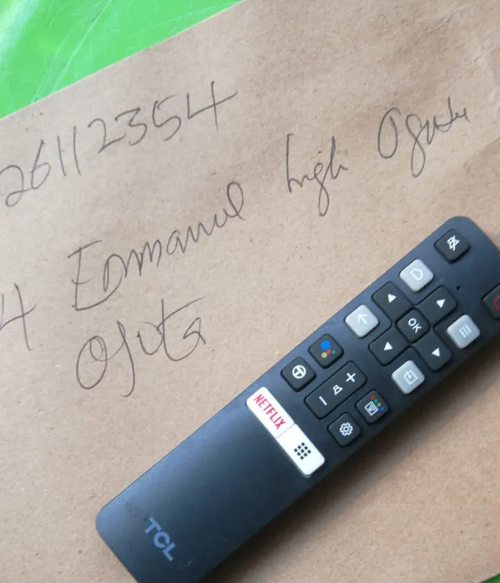 TCL SMART TV SMART REMOTE CONTROL image