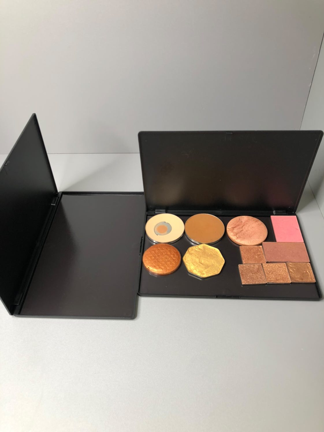 Magnetic Palatte -Big image