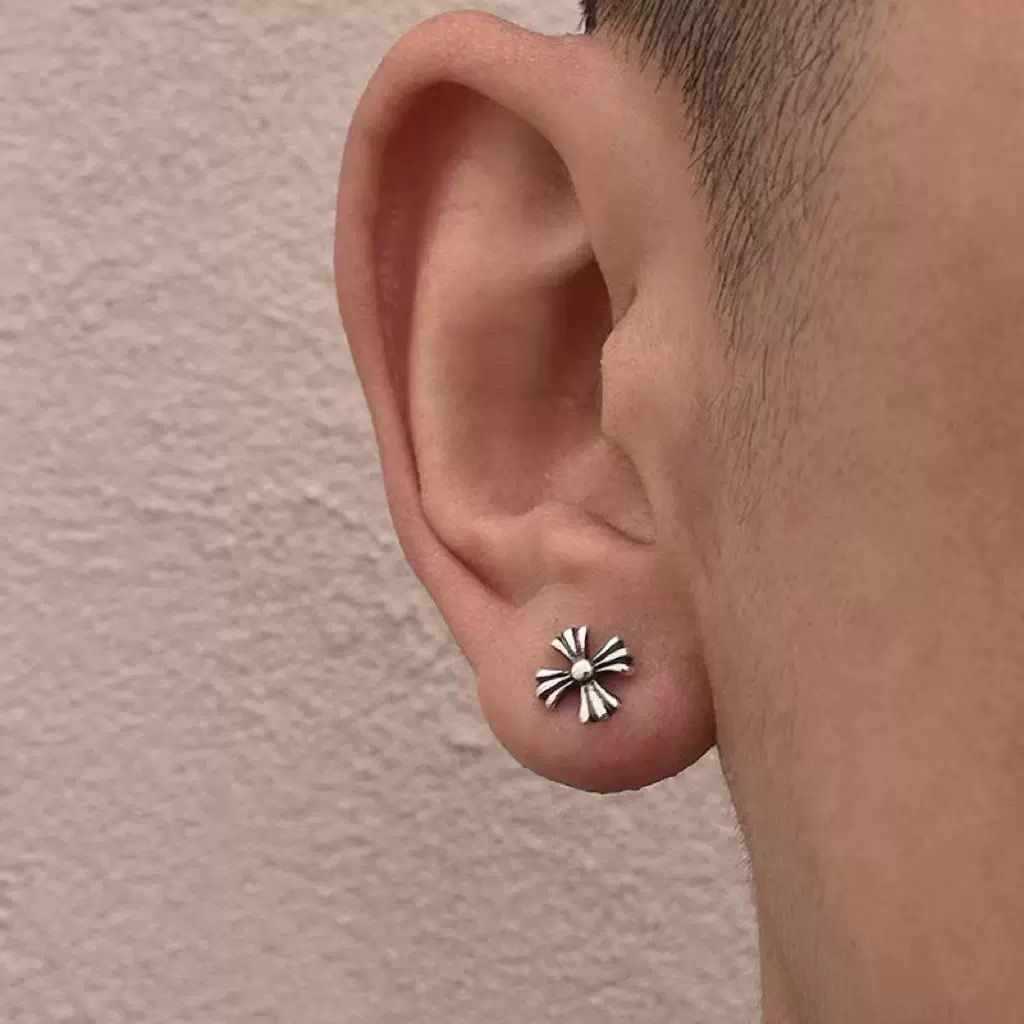 Chrome Studs image