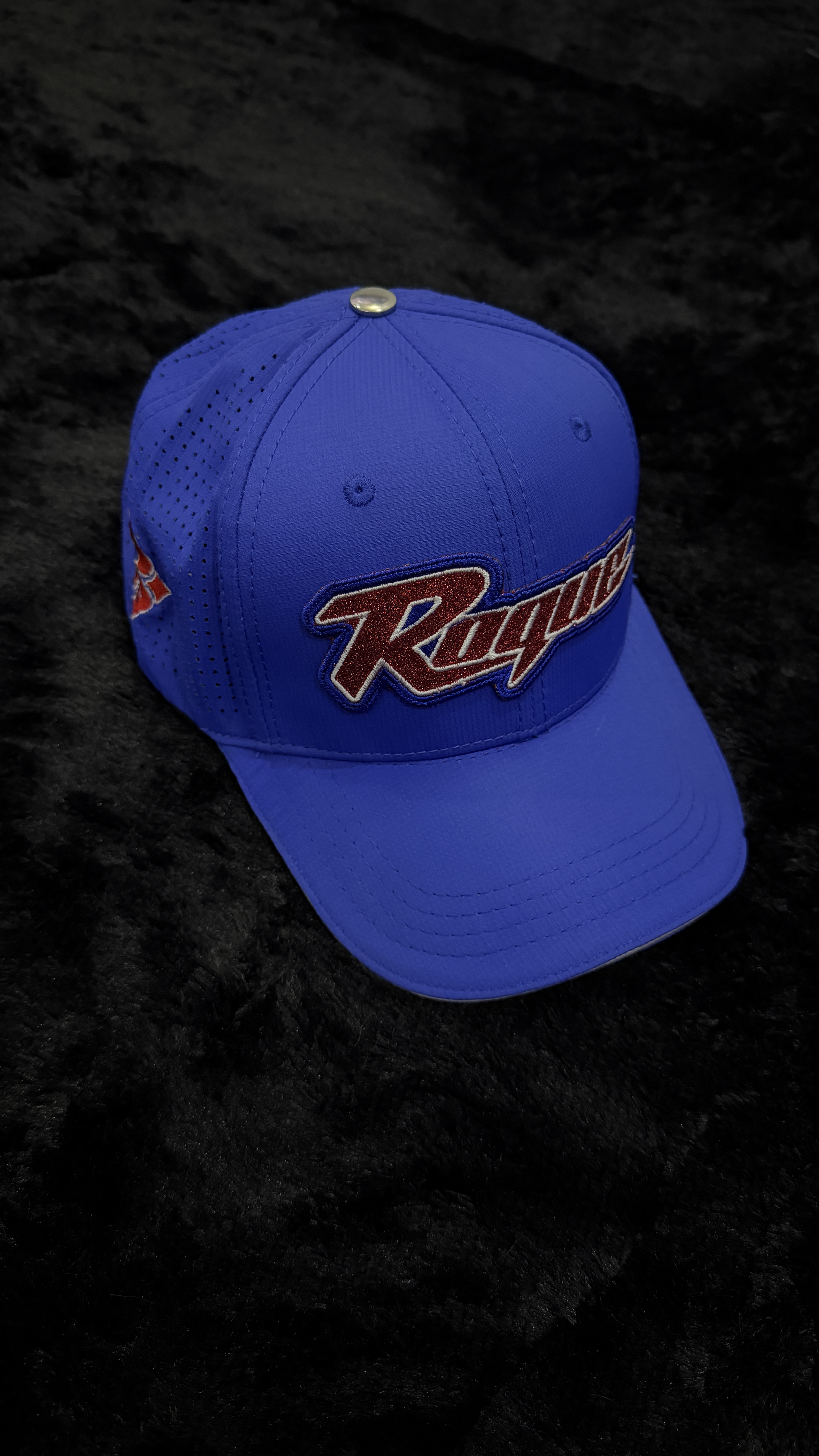 Blue/Red baseball cap image