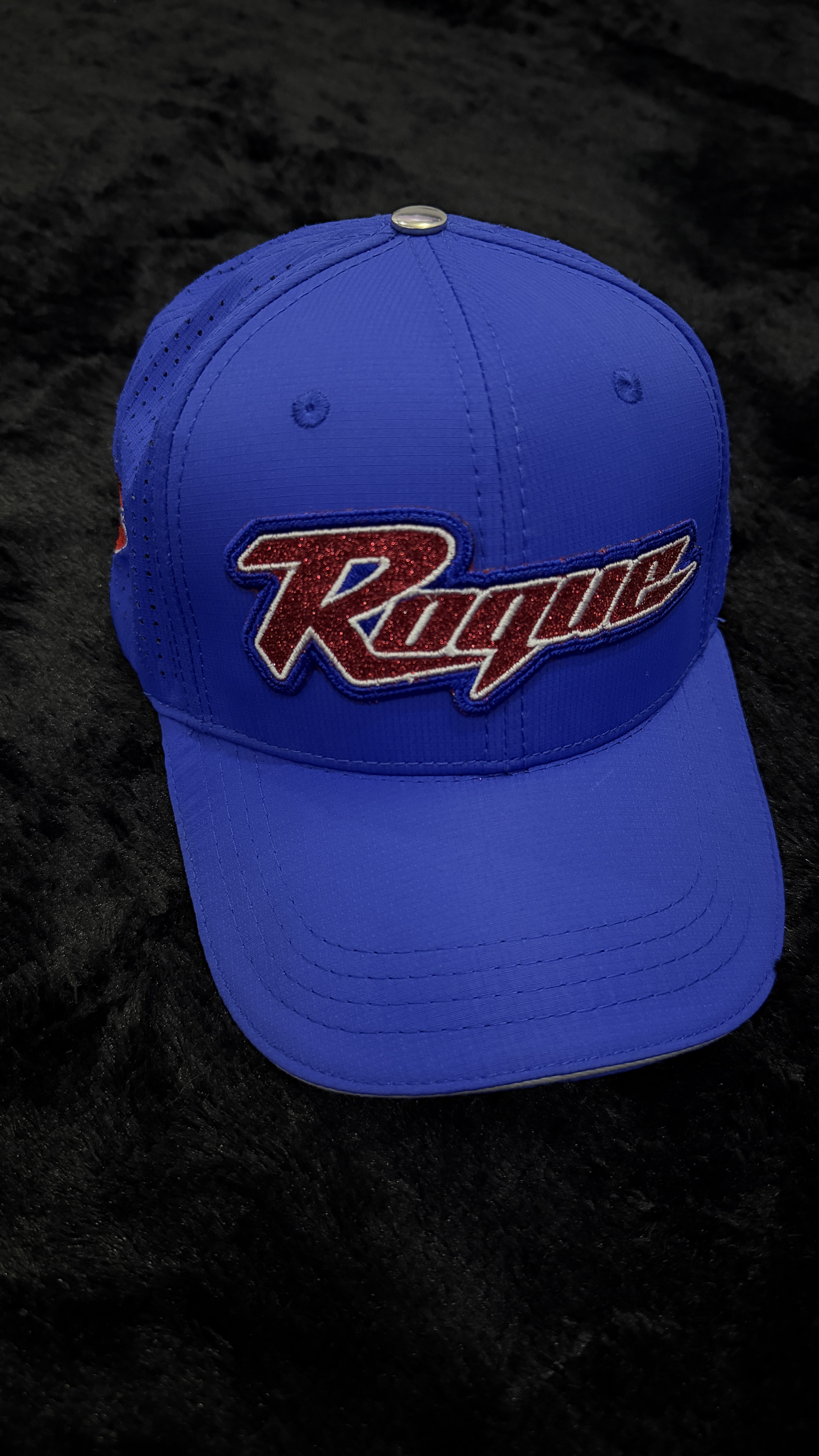 Blue/Red baseball cap image