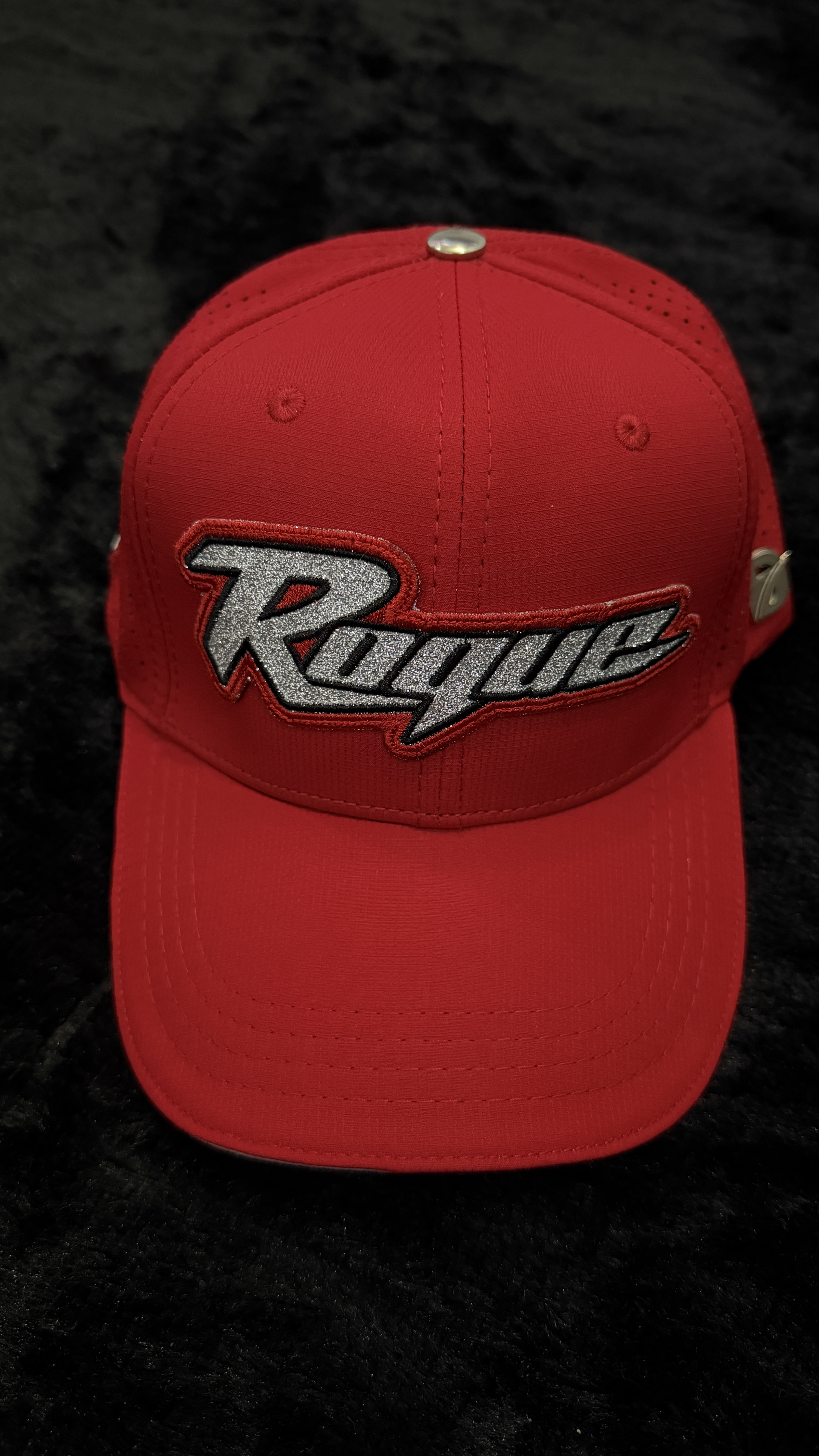 Red baseball cap image