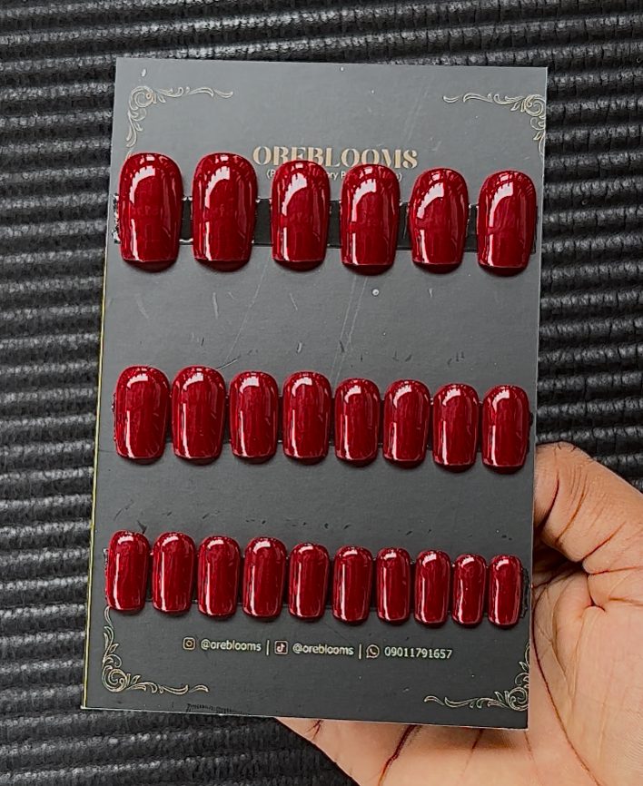 BL6 Square Deep Red & White image