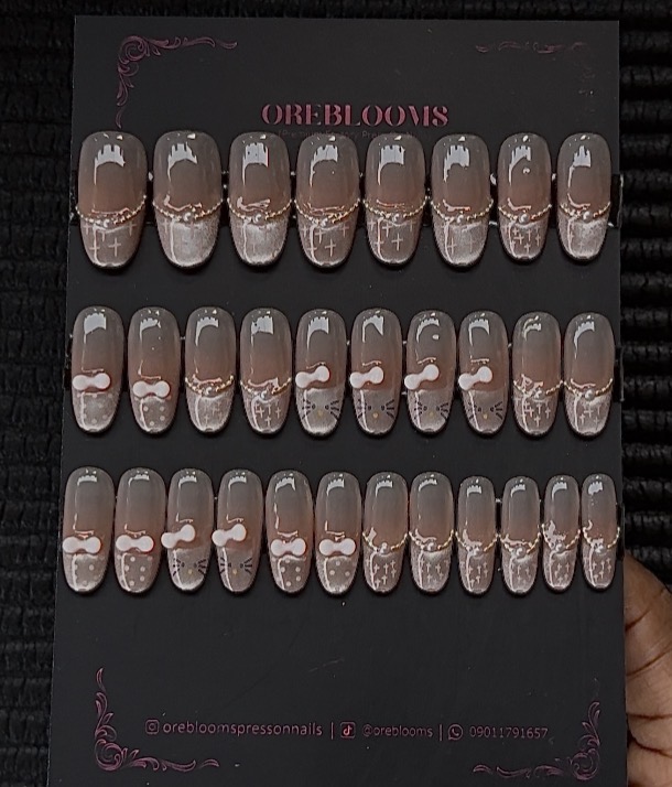 CS26 Kitty Cat Eye Tips image