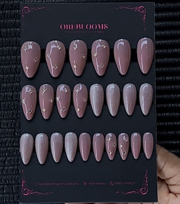 BS23 Cat Eye & Stones image