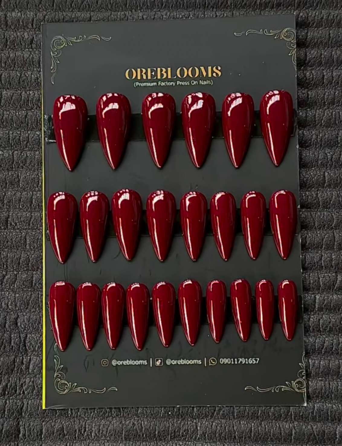 BS5 Plain Burgundy image