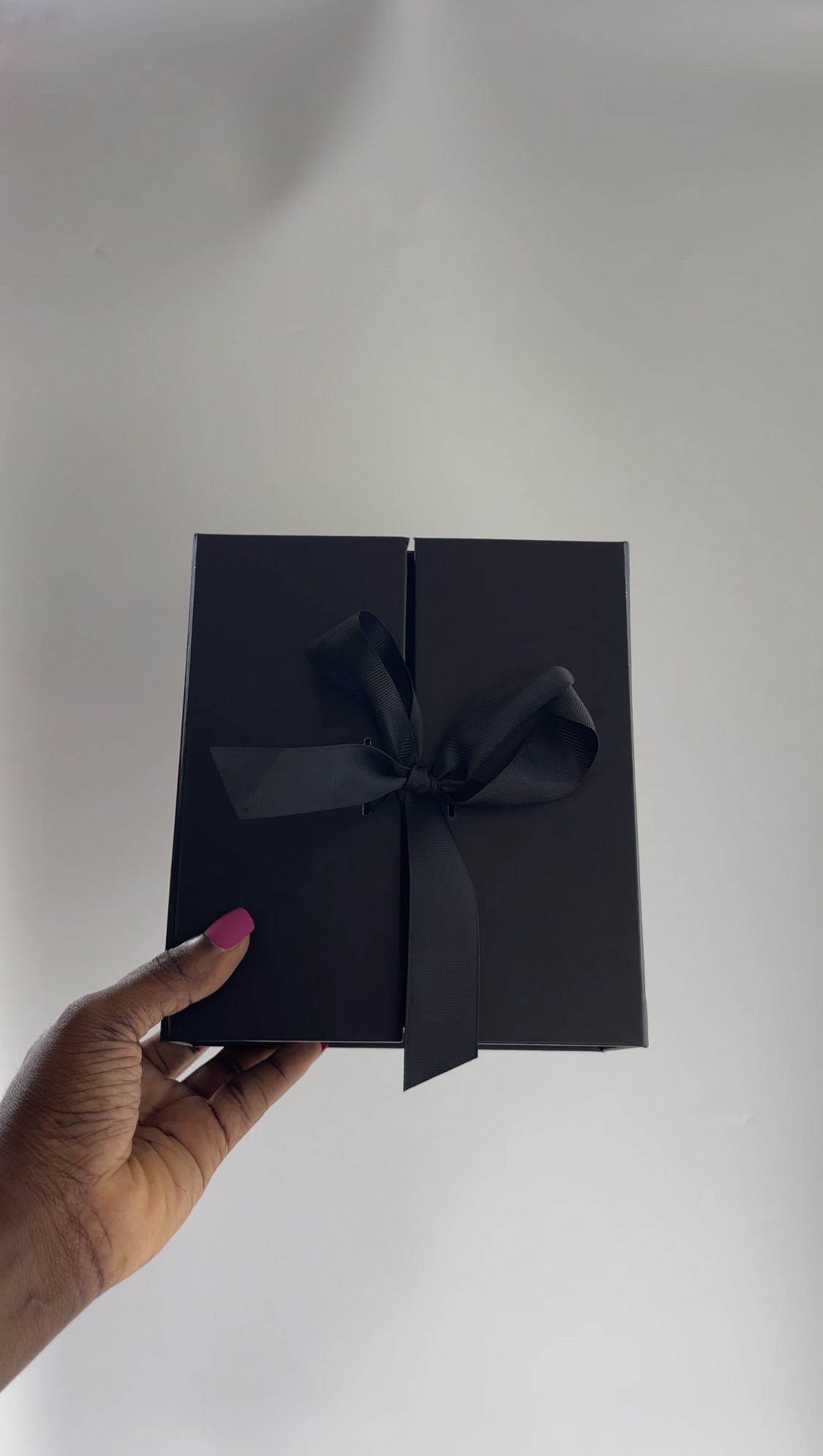 Double Door Foldable Box with Ribbon