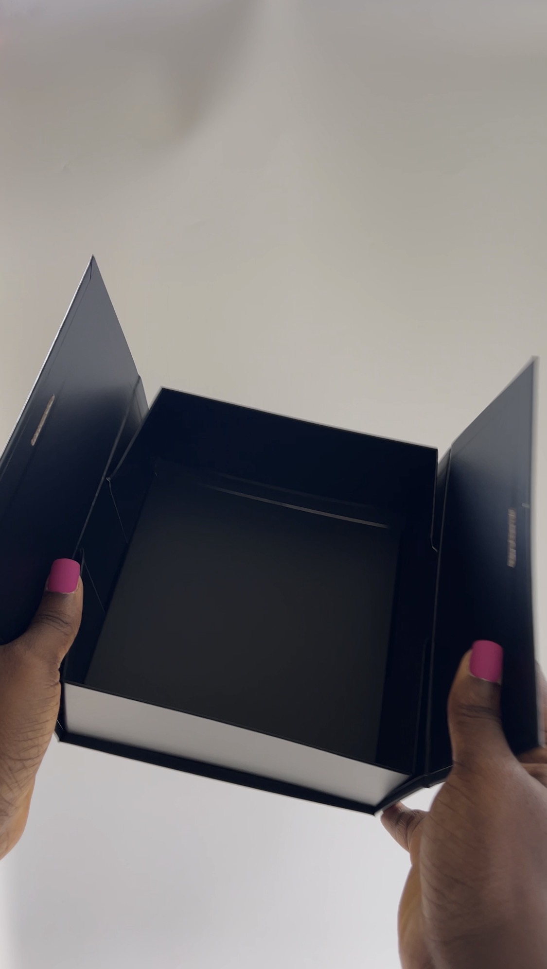 Double Door Foldable Box with Ribbon