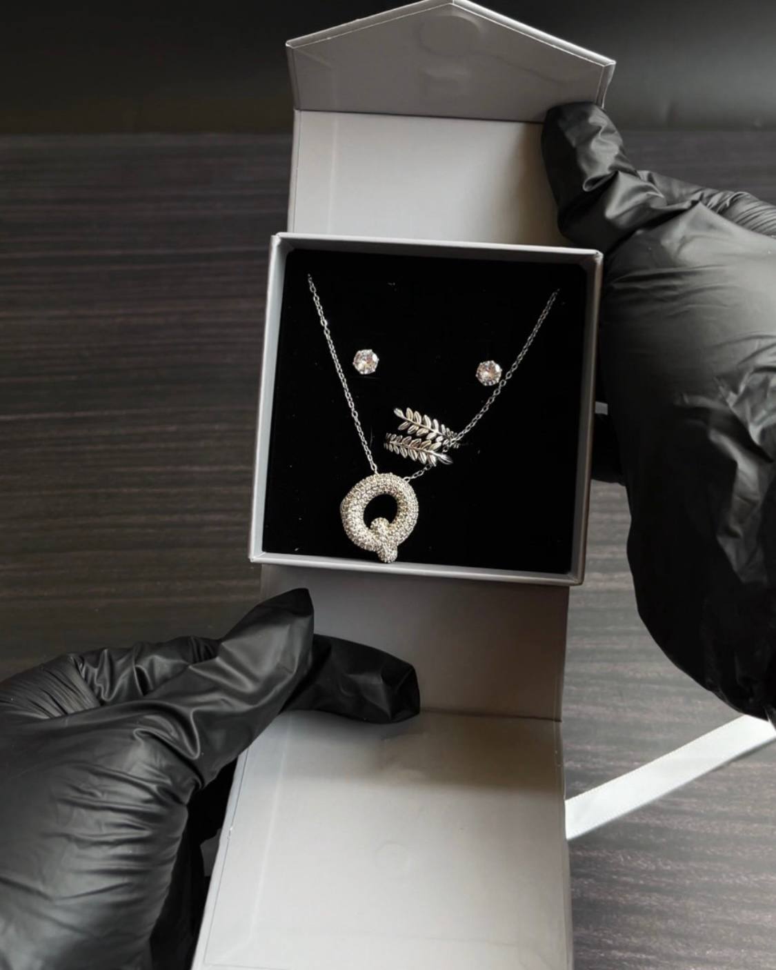 Magnetic Jewelry Box