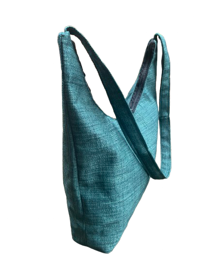 Fashionable unisex cross body /shoulder bag