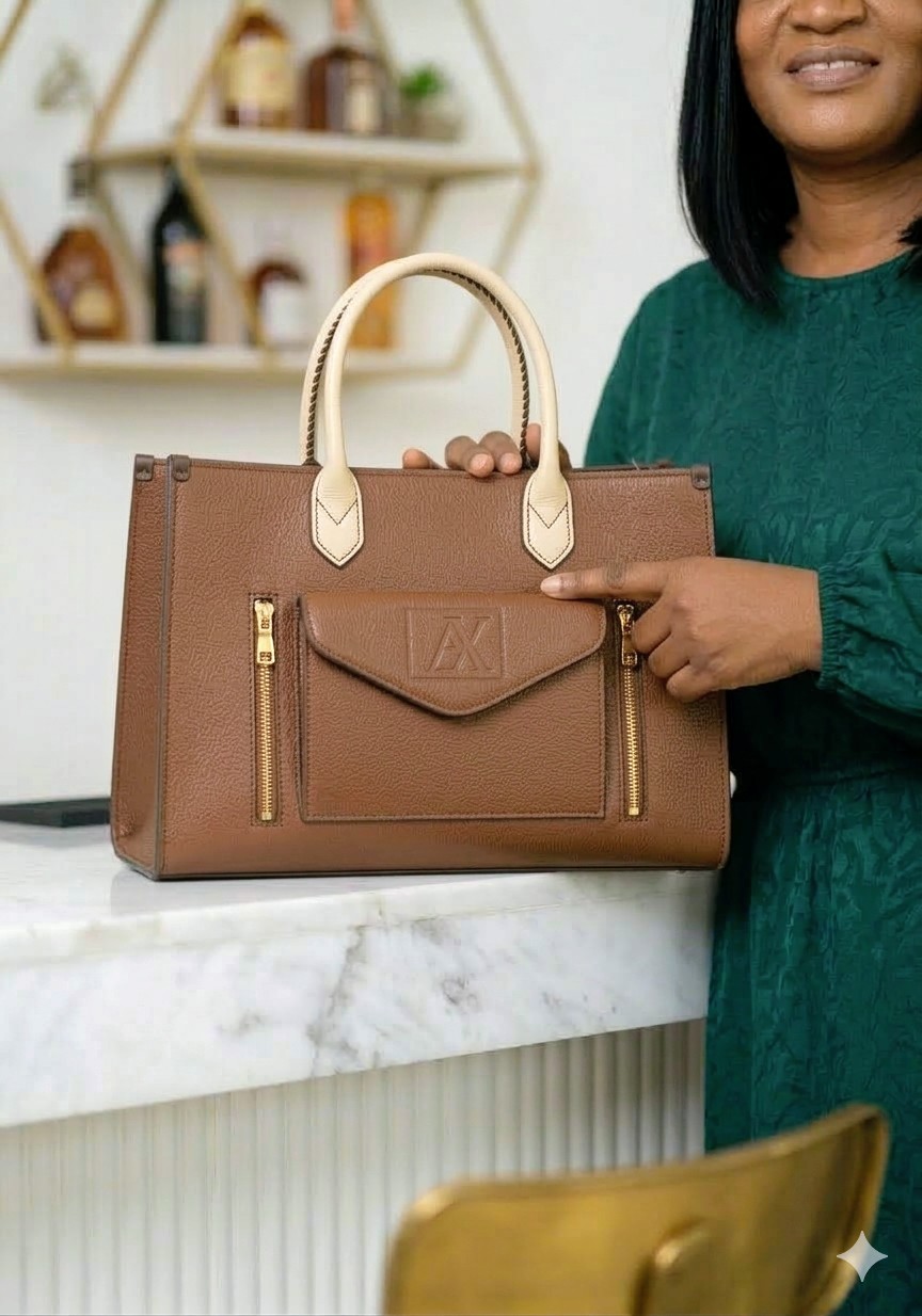 EZENNE TOTE BAG