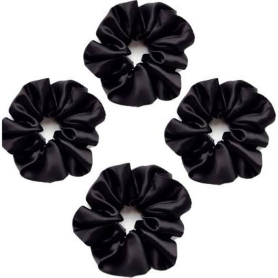 SATIN SCRUNCHIES - Hair Packer