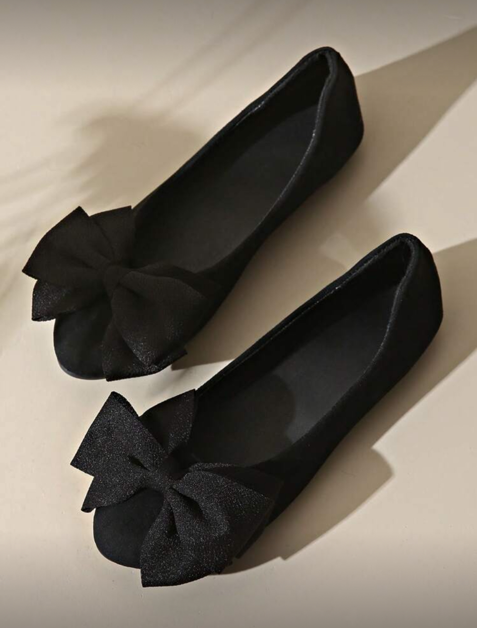 WOMEN VELVET SHOES