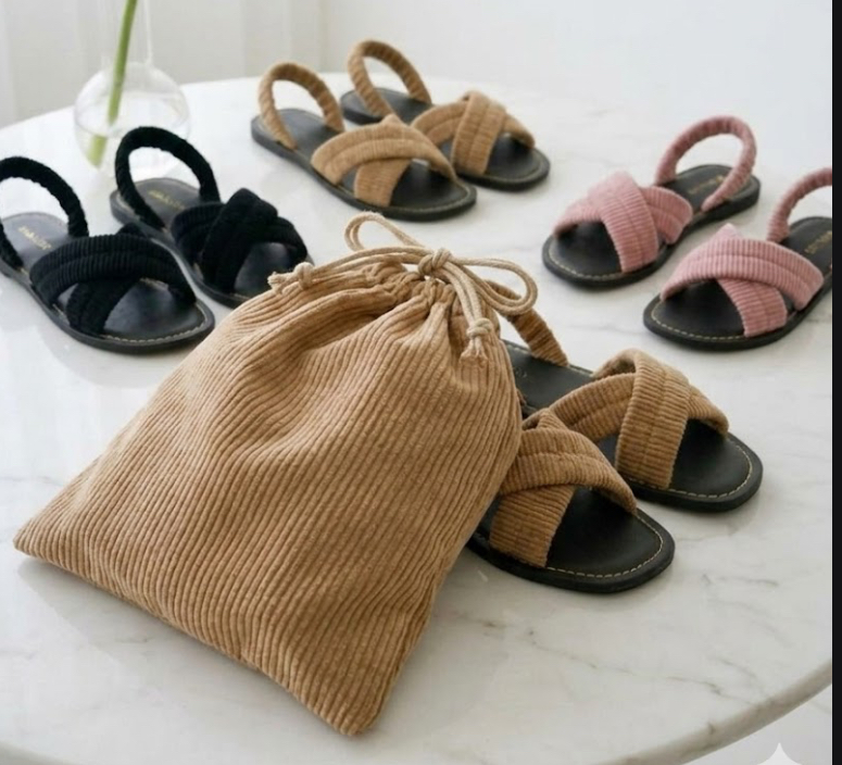 Women Flat Sandals, Solid Color Criss-Cross Elastic Straps Non-Slip, Casual Summer Beach Slippers second image