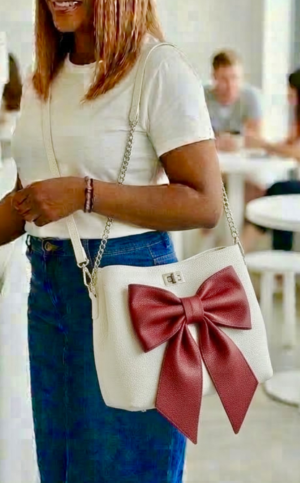 White pebbles leathers bag