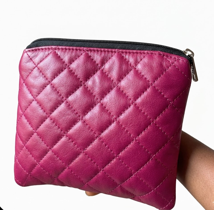 Quilted Berry Elegance: The Perfect Leather Pouch