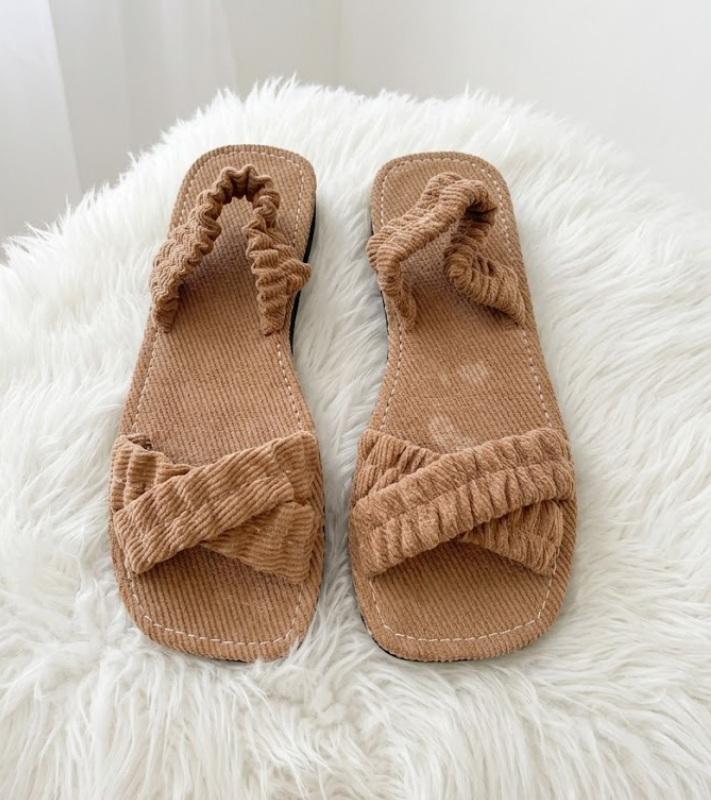 Criss-Cross Elastic Straps Non-Slip, Casual Summer Beach Sandal