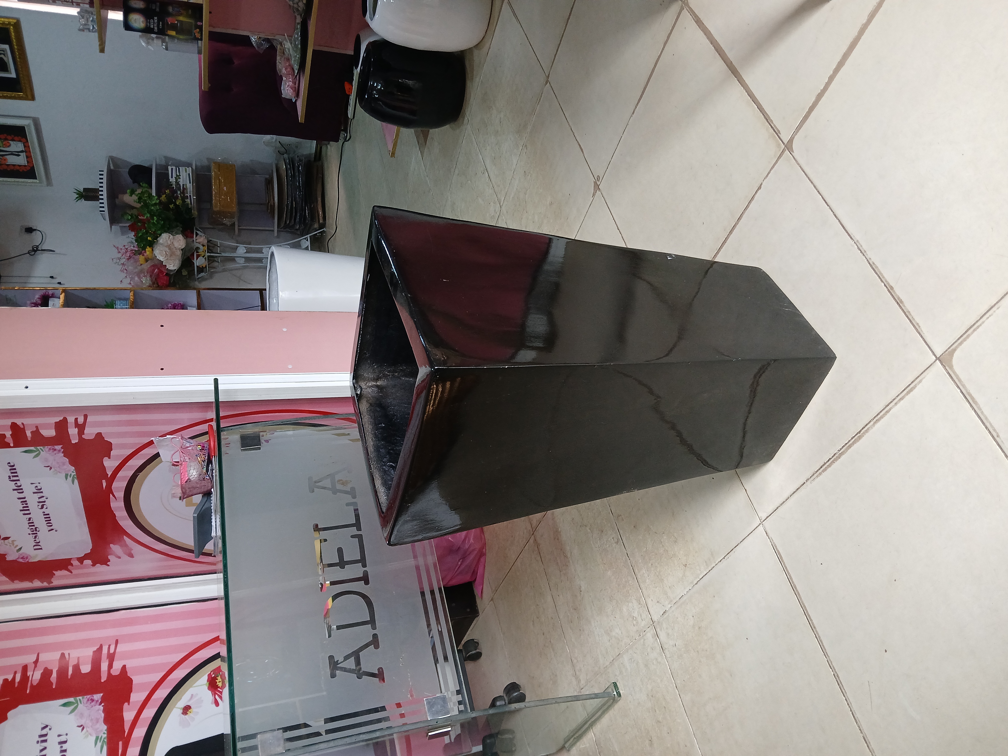 V_ Shaped Fiber Planter image