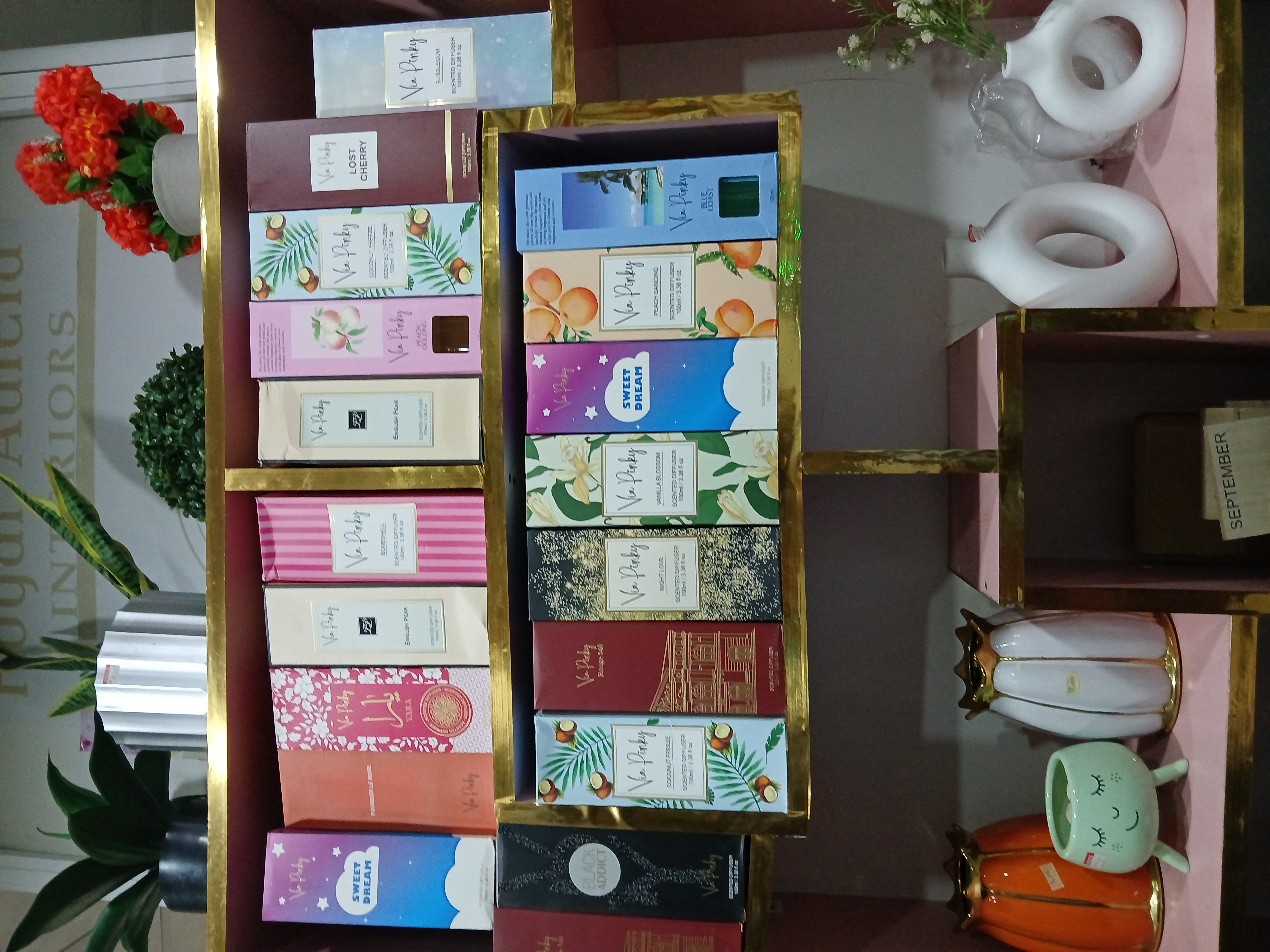 Via Pinky Reed Diffusers second image