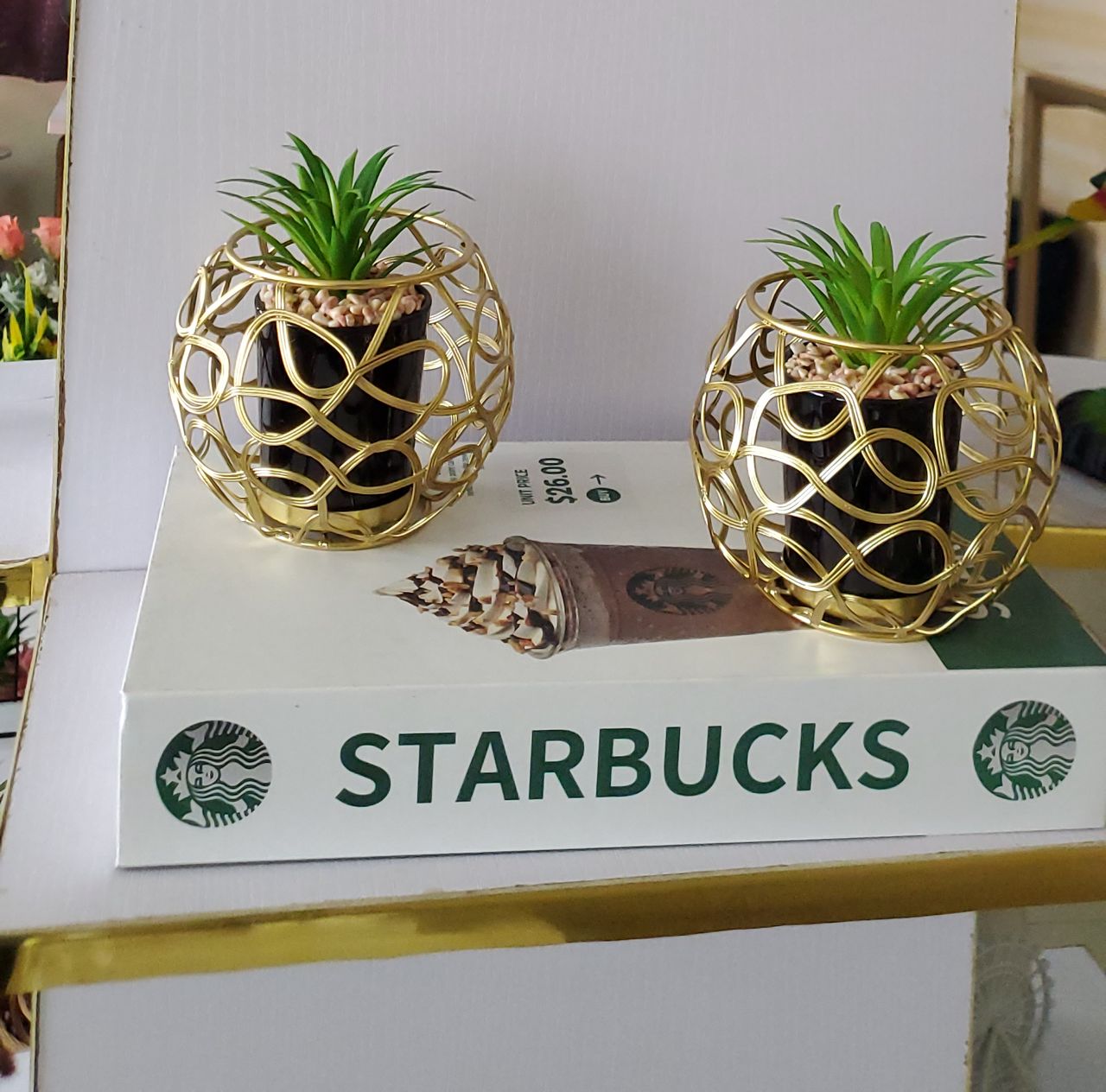 Loop Caged Flower image