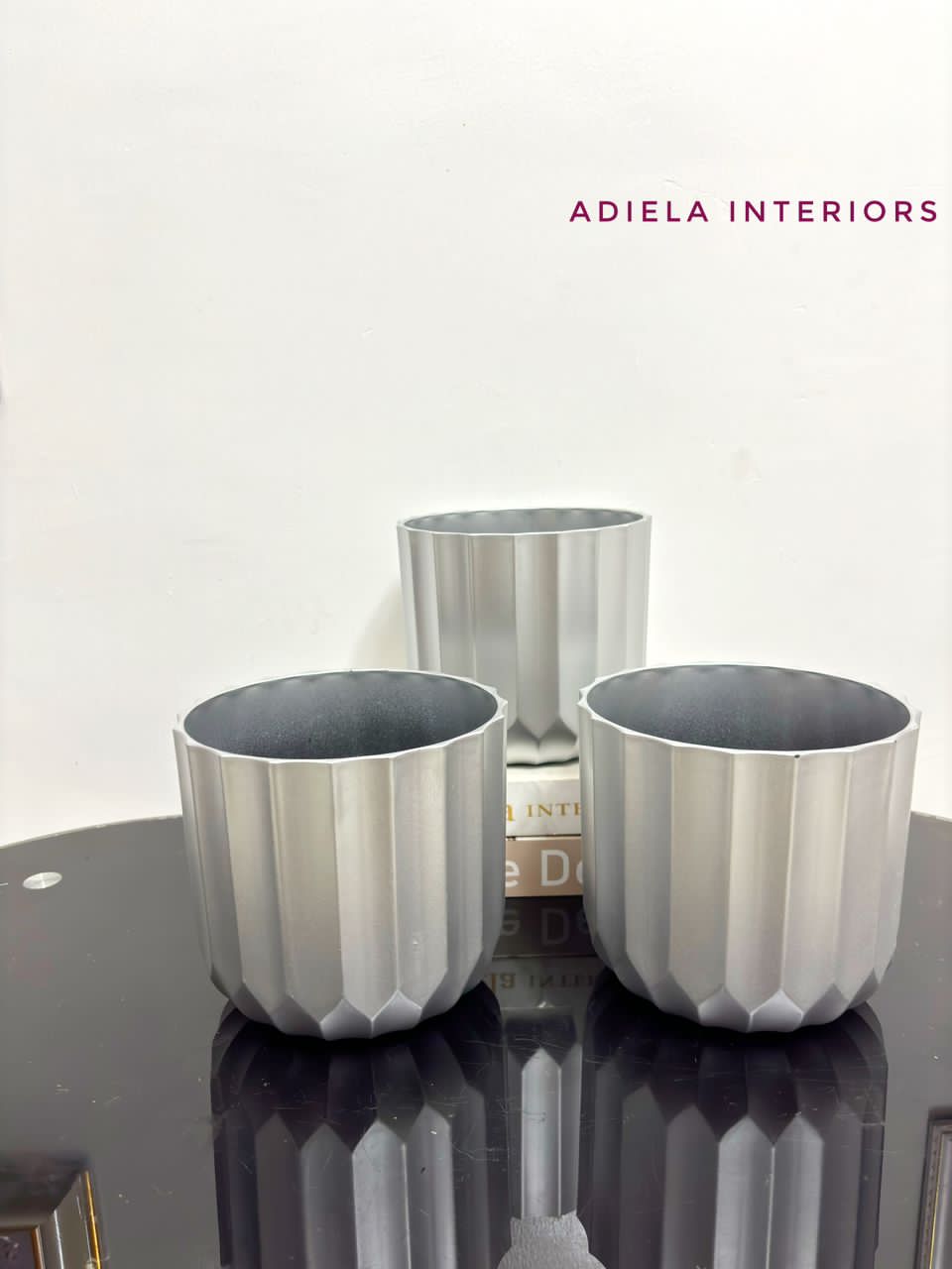 Sliver Plastic Vase second image