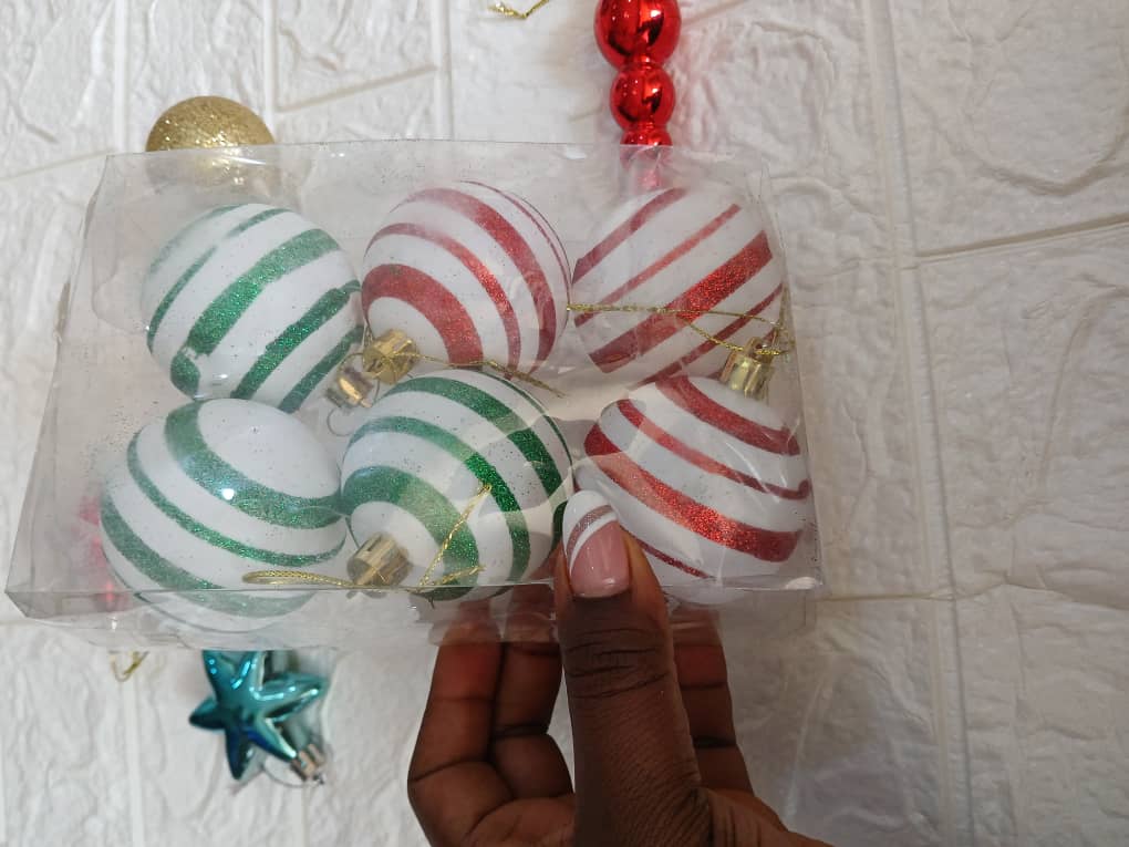 6pcs Christmas Tree Baubles second image