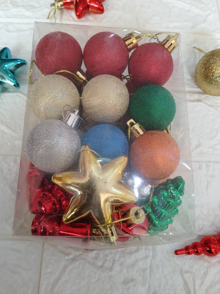 24pcs Mixed Ornaments Image