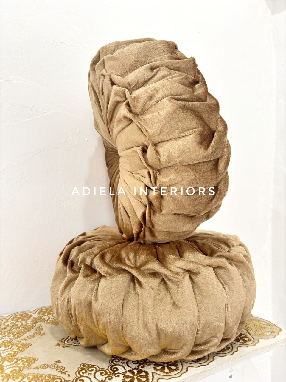 Round Twist Throw Pillow second image