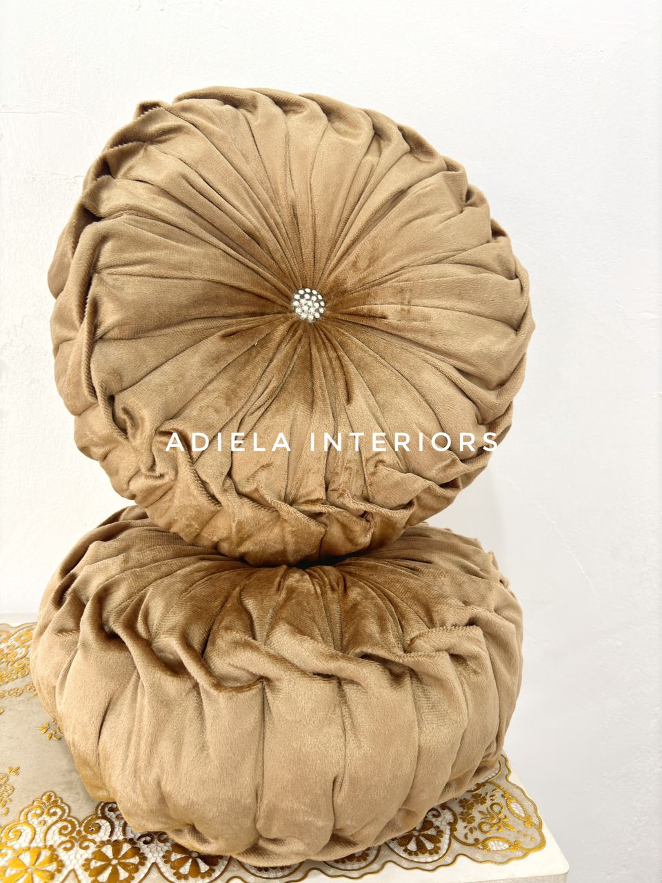 Round Twist Throw Pillow Image