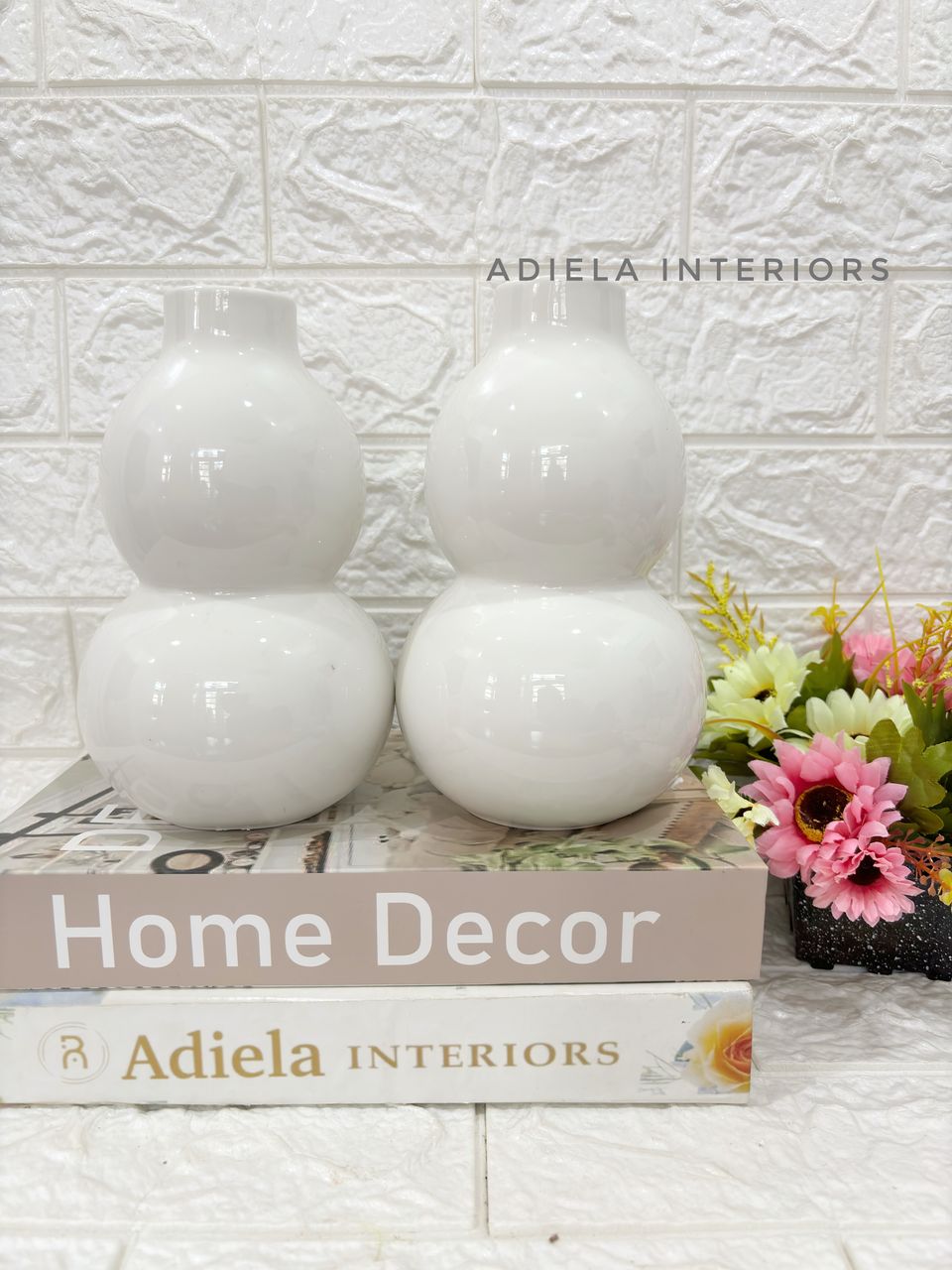 Ceramic Vase _ Double Bulb Design Image