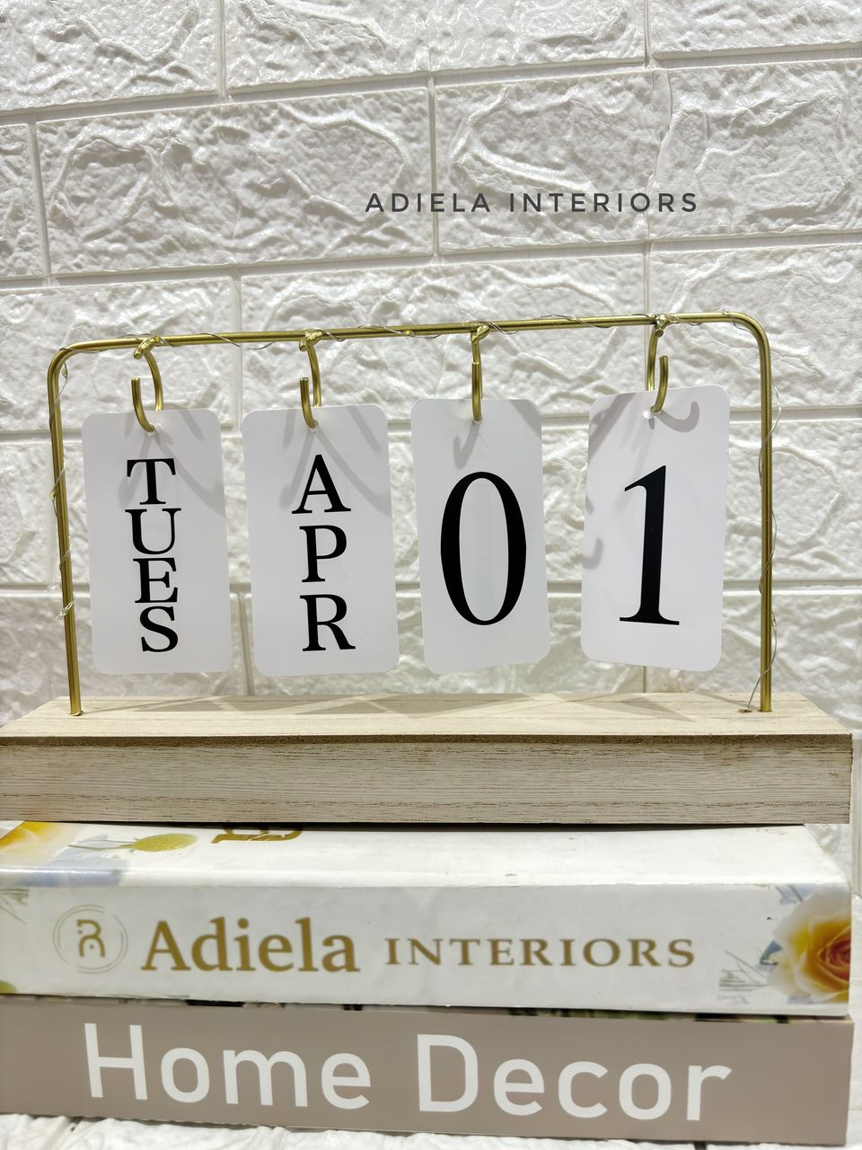 Perpetual Calendar With Fairy Lights second image