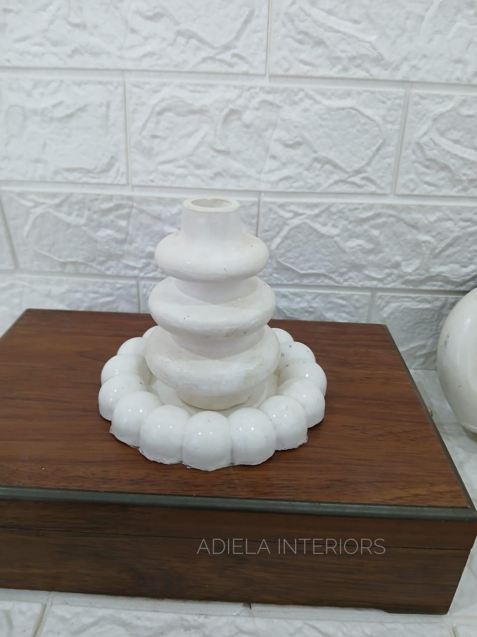 Decorative Vase & Saucer Set Image