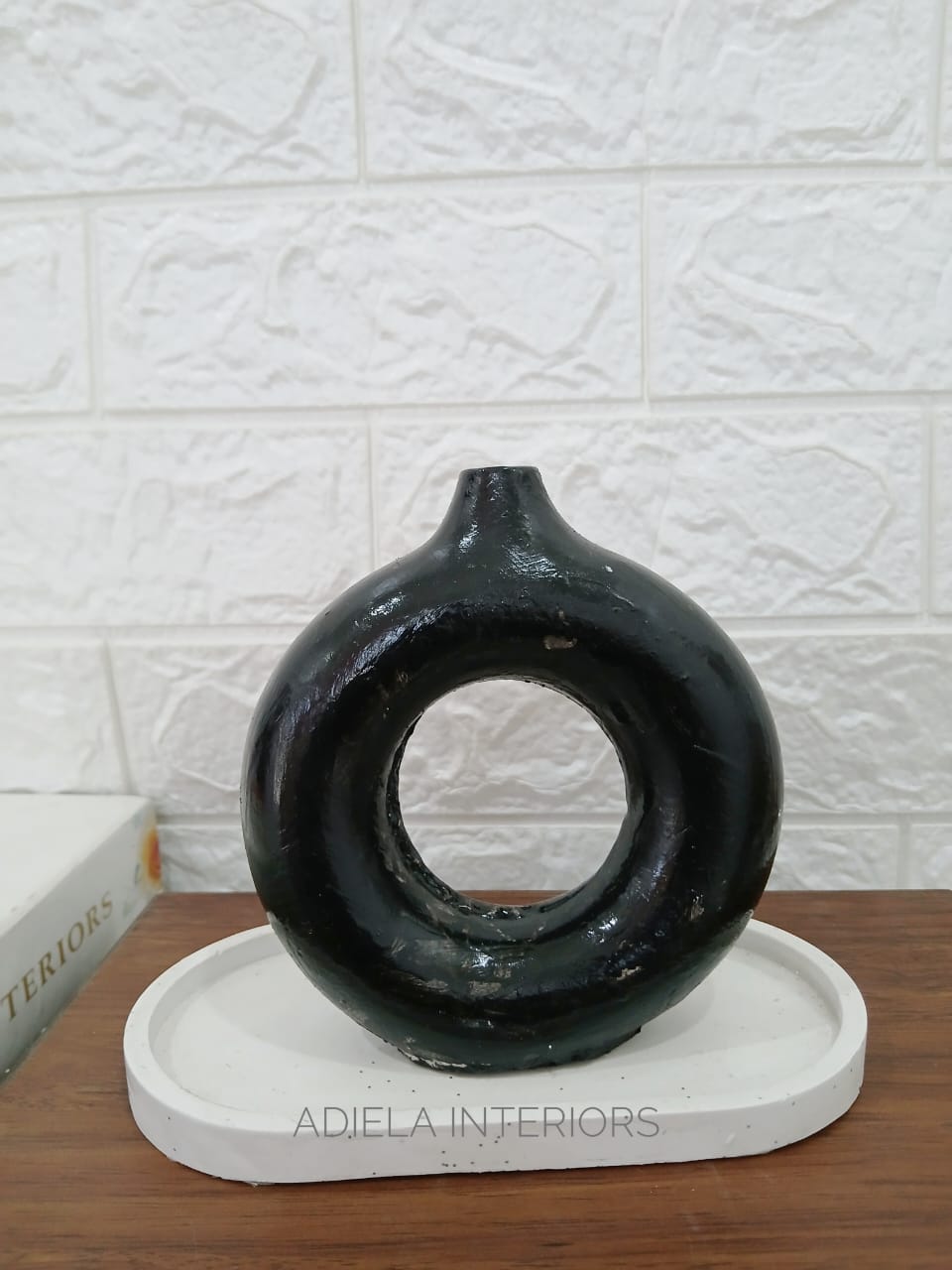 Decorative Donut Vase & Saucer Set image