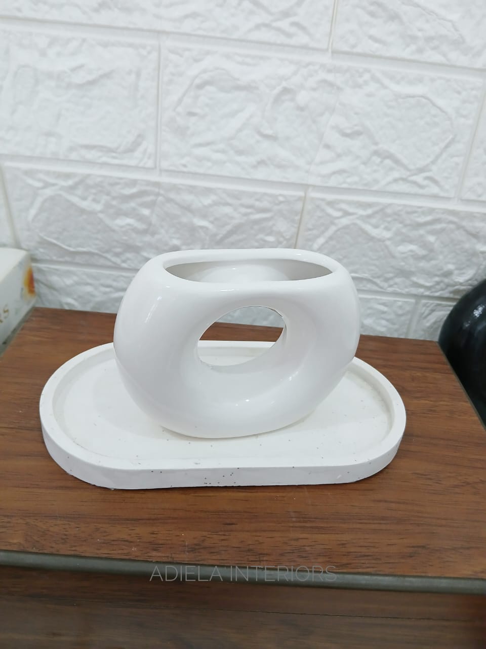 Decorative Semi Donut Vase & Saucer Set image