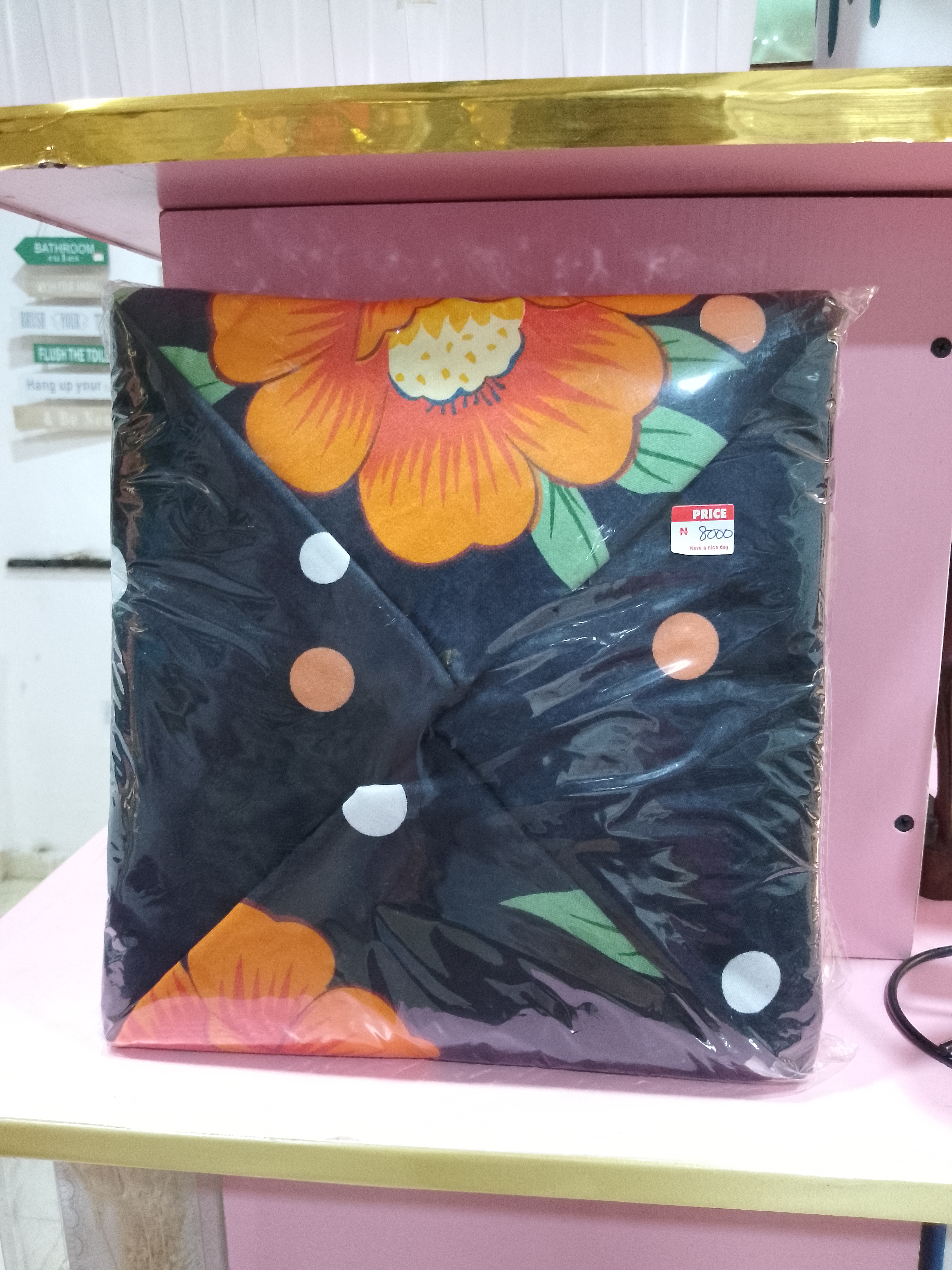 6×7 Bedsheet with 4 Pillow Case image