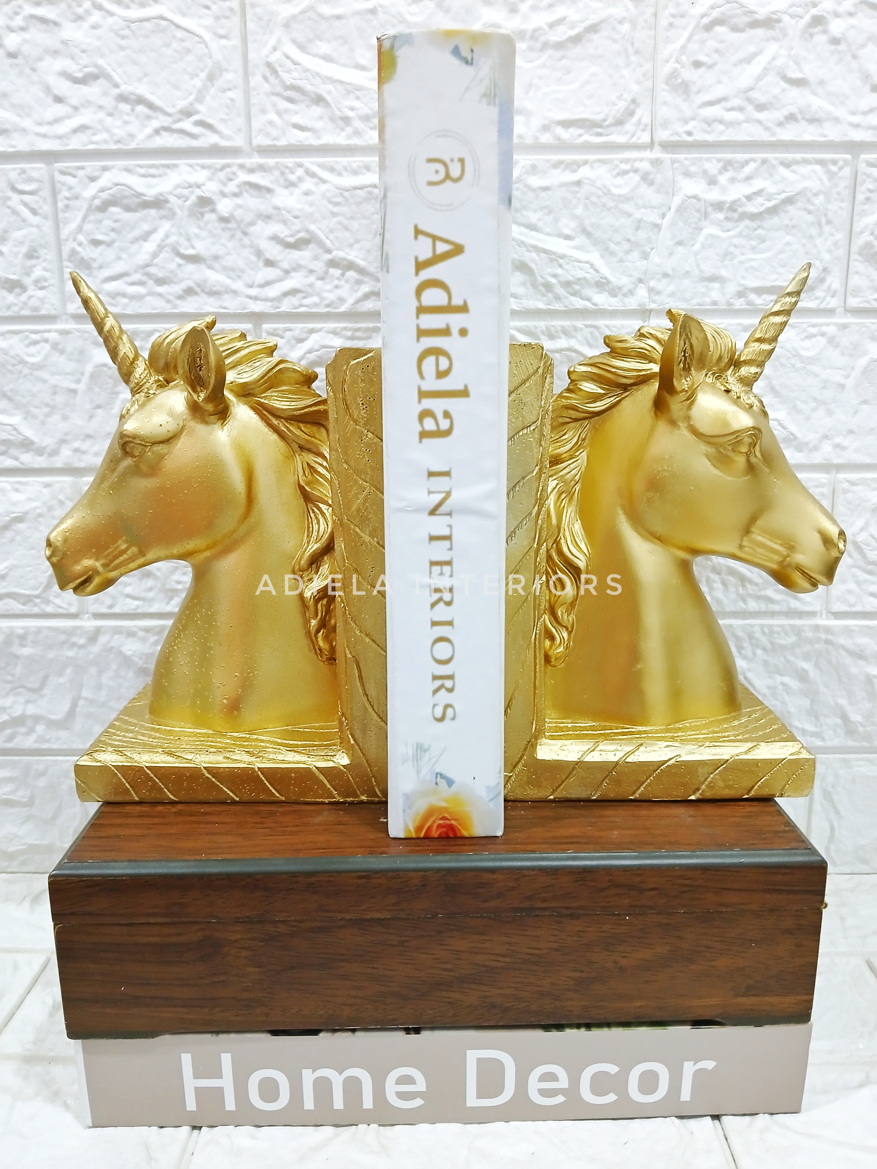 2 PCS Unicorn Ceramic Bookend/Decor image
